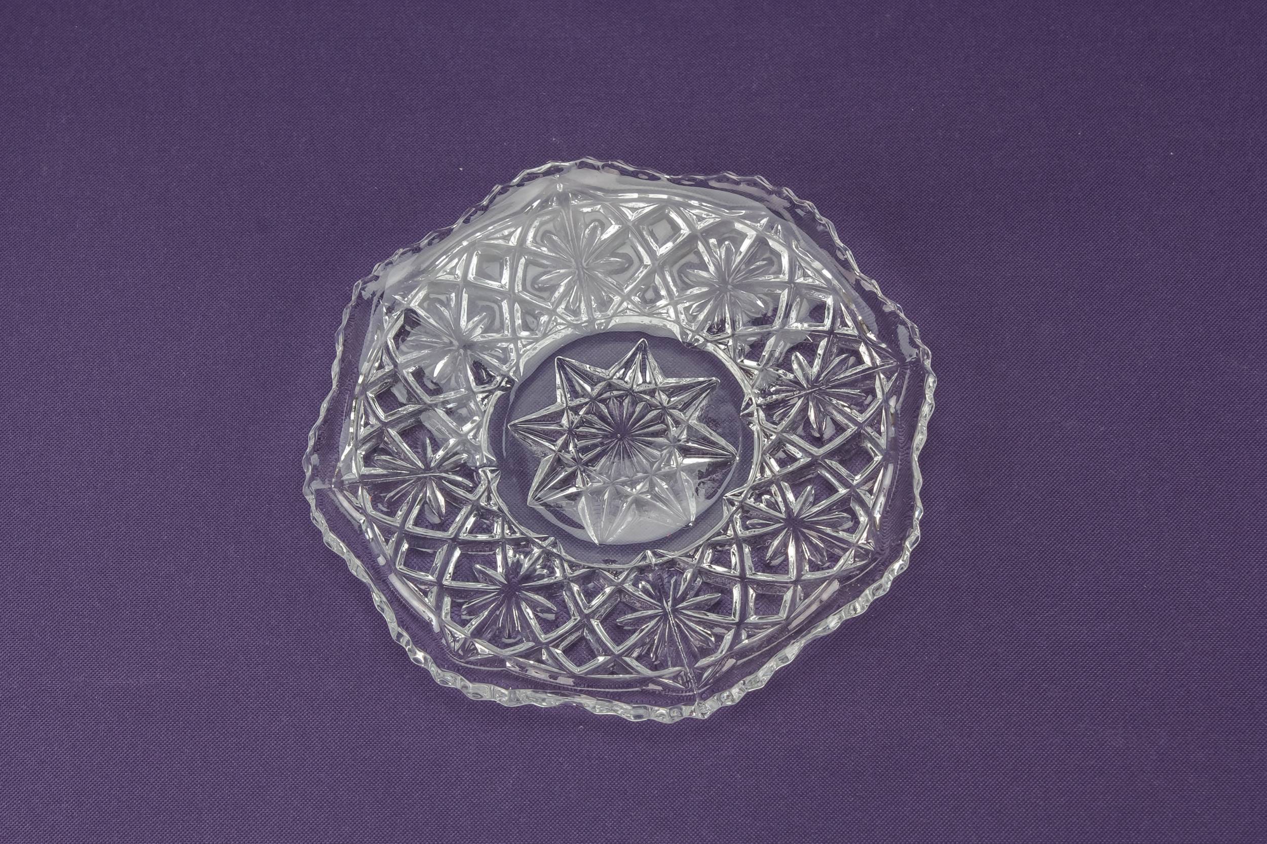 Elegant Vintage Starburst — 5 glass side plates