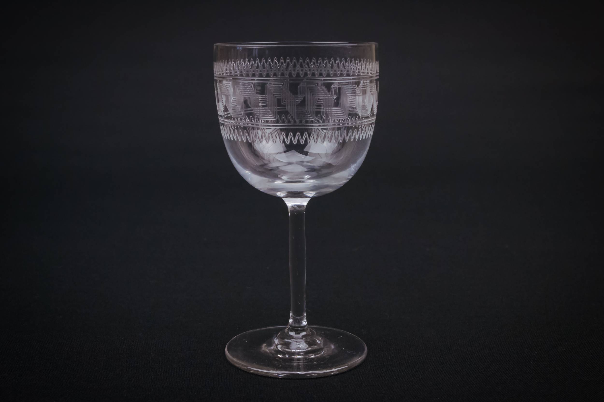 Harlequin 6 Small — 6 engraved port glasses 1