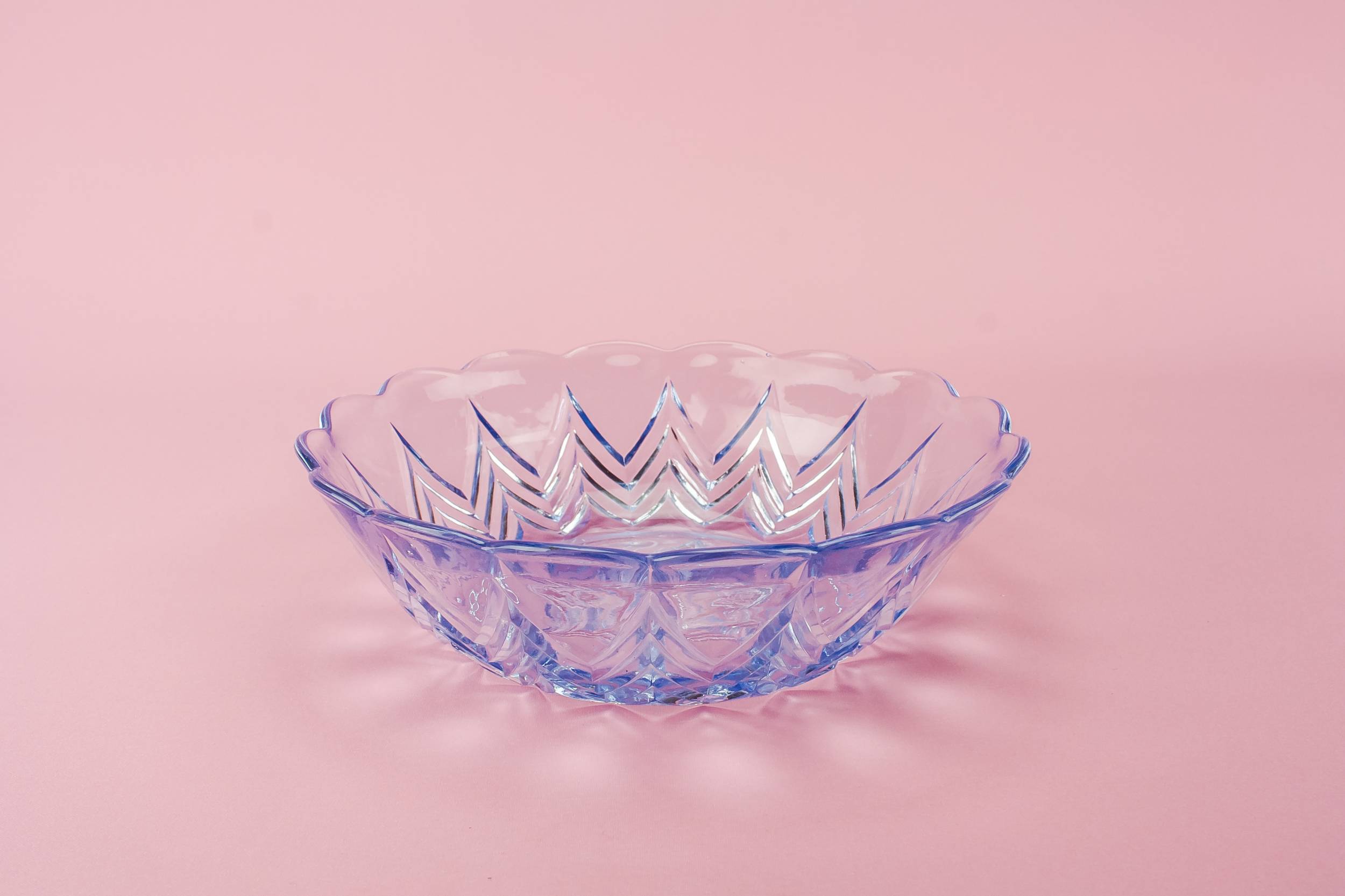 Elegant Vintage Starburst — Art Deco serving bowl