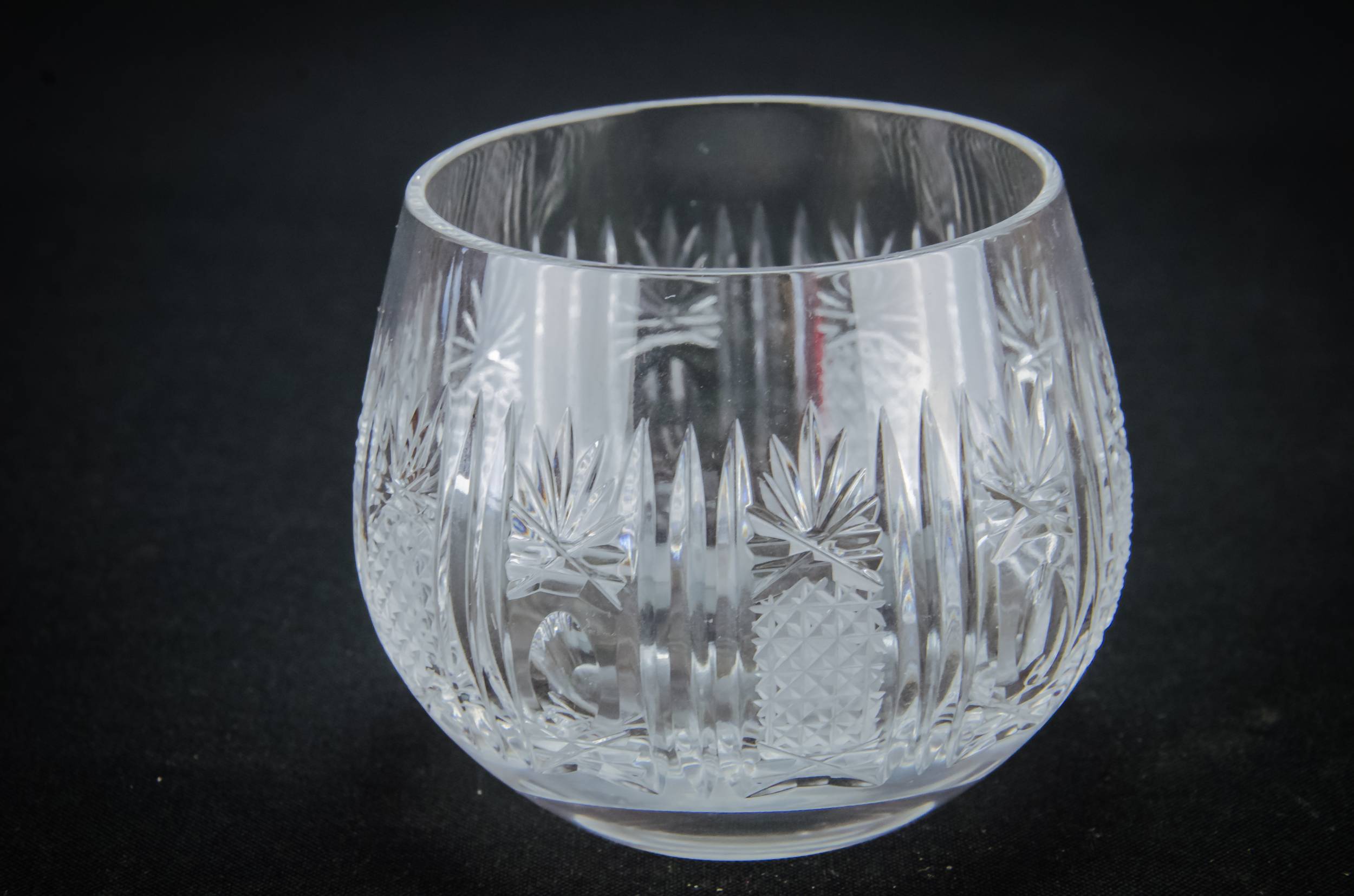 Classical Crystal Hobnail — 8 crystal whisky glasses 2