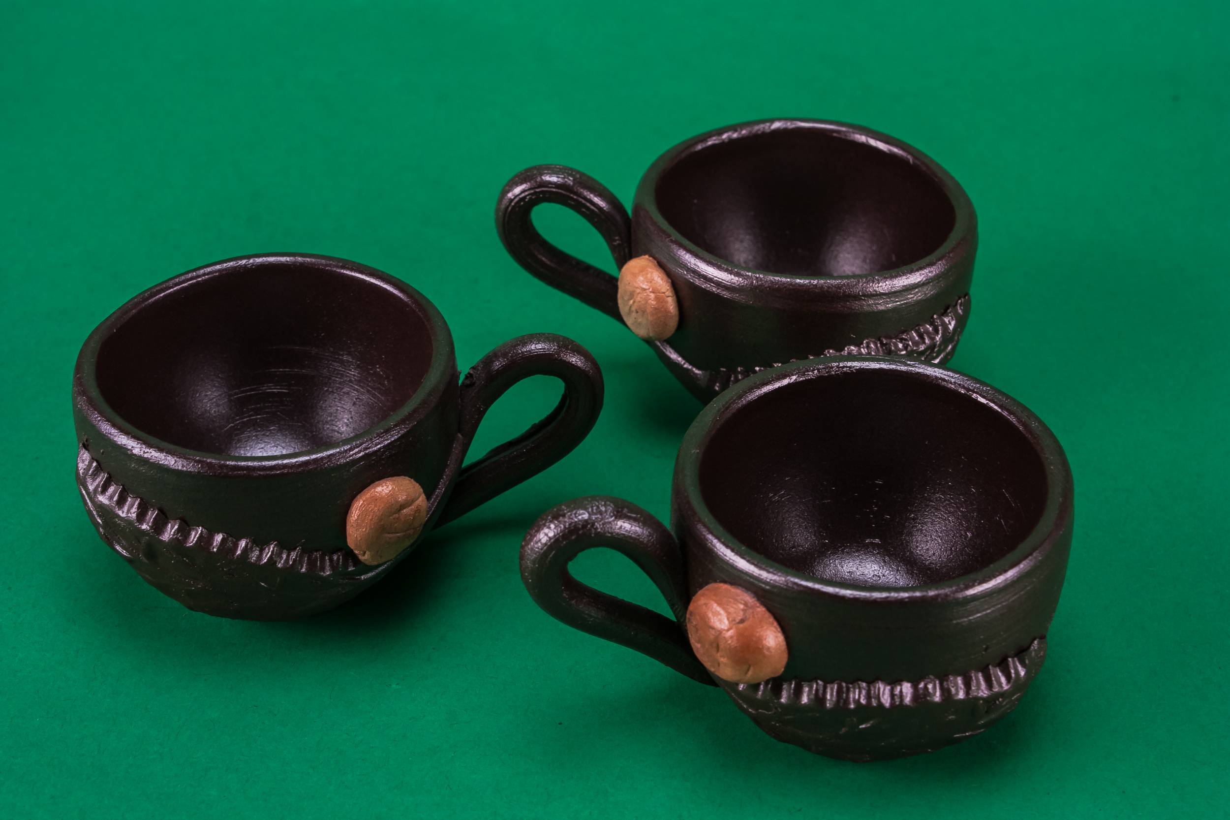 Persons Vintage Modernist — Three espresso cups 2