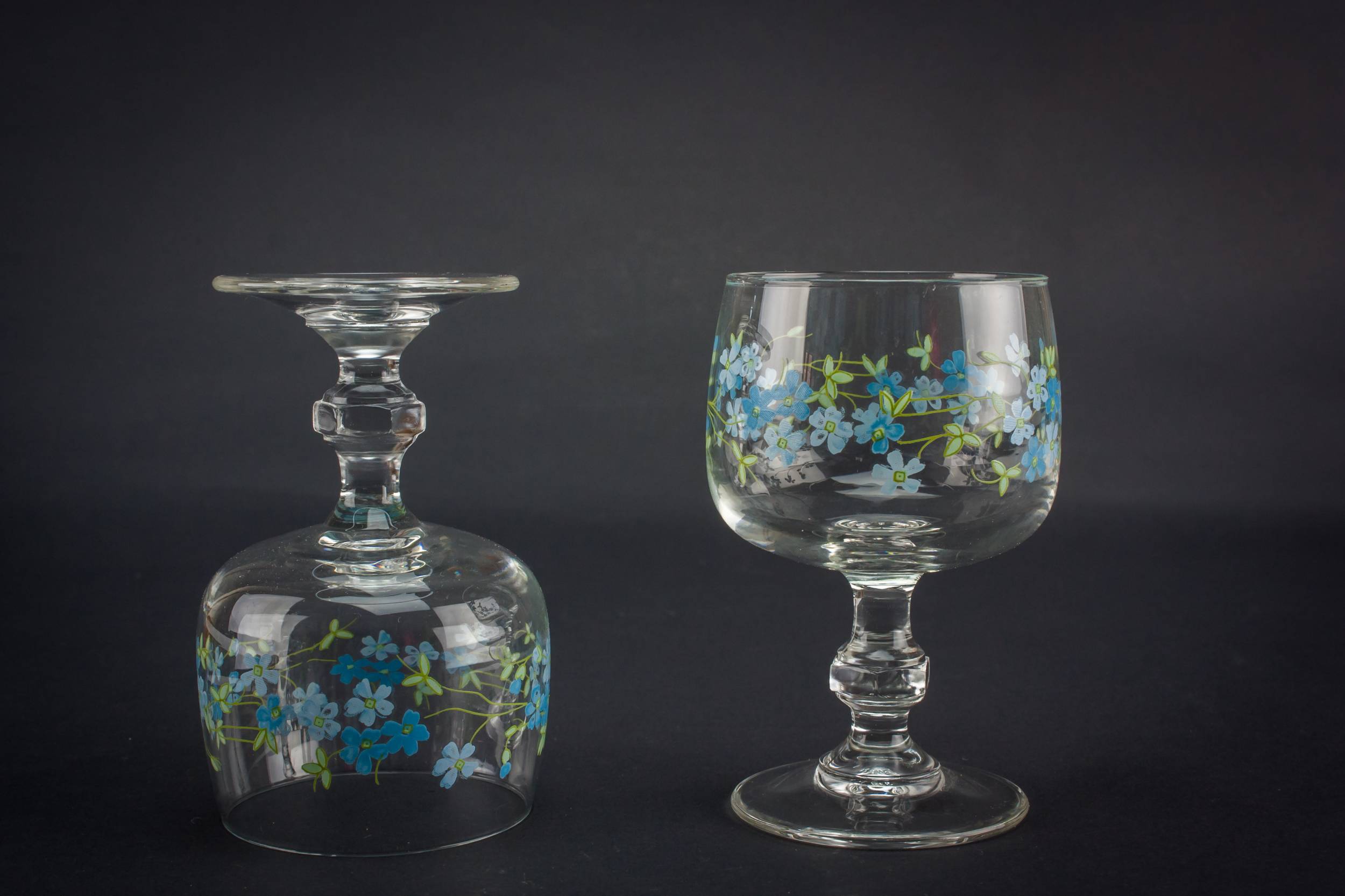 Mid-Century Modern Blown — 5 small wine glasses 2