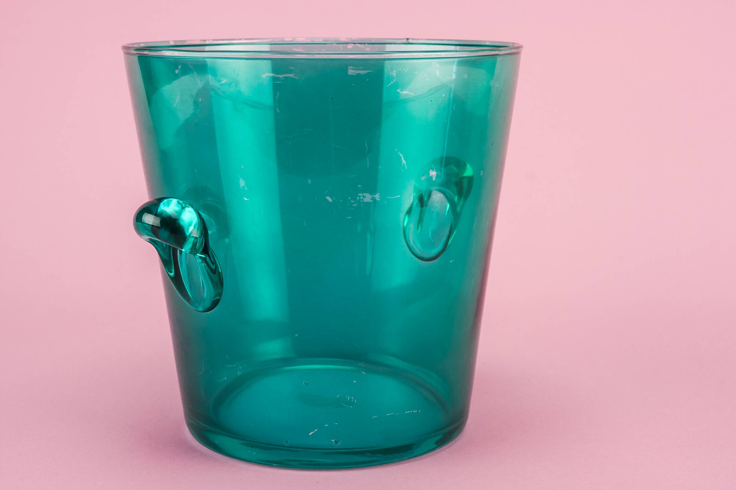 Green Vintage Glass — Green glass wine cooler 1