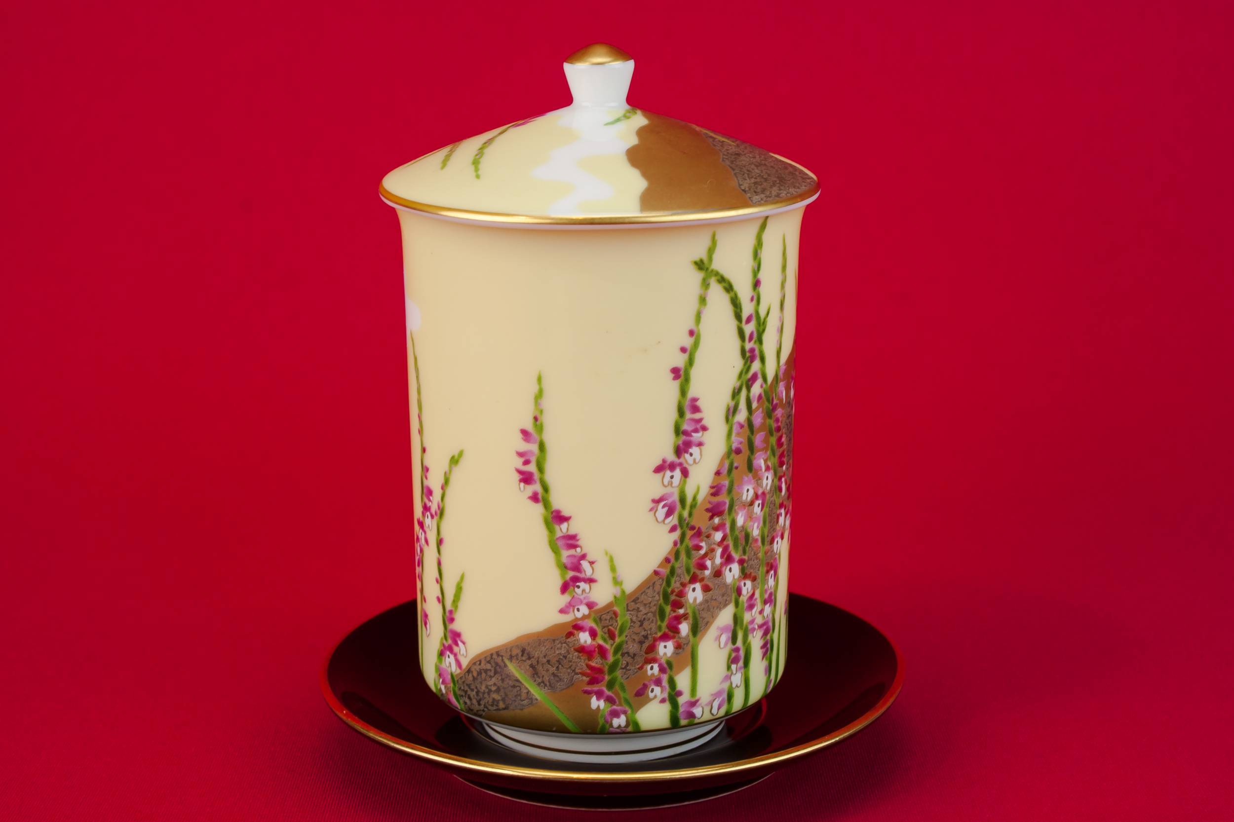 Yellow Vintage Porcelain — Porcelain condiment jar 4