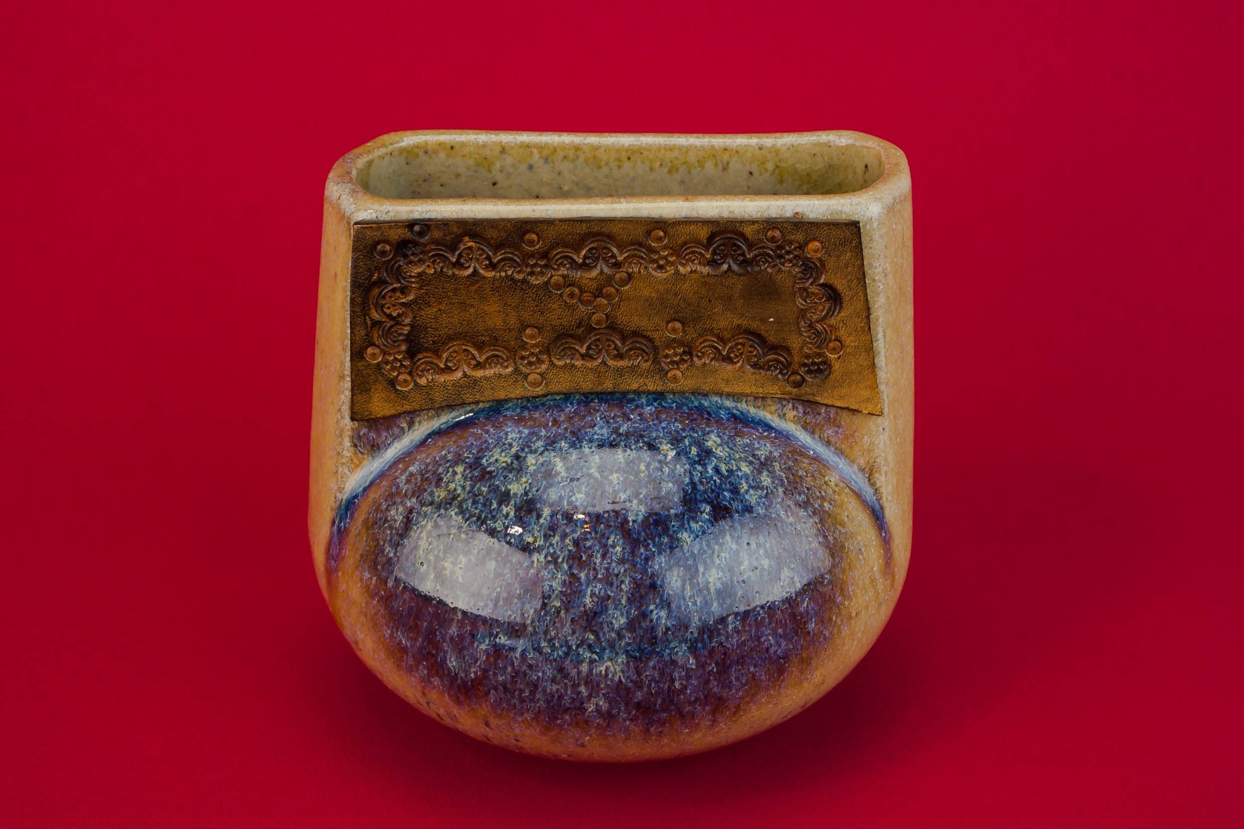 Beautiful Vintage VASE — Small globular vase