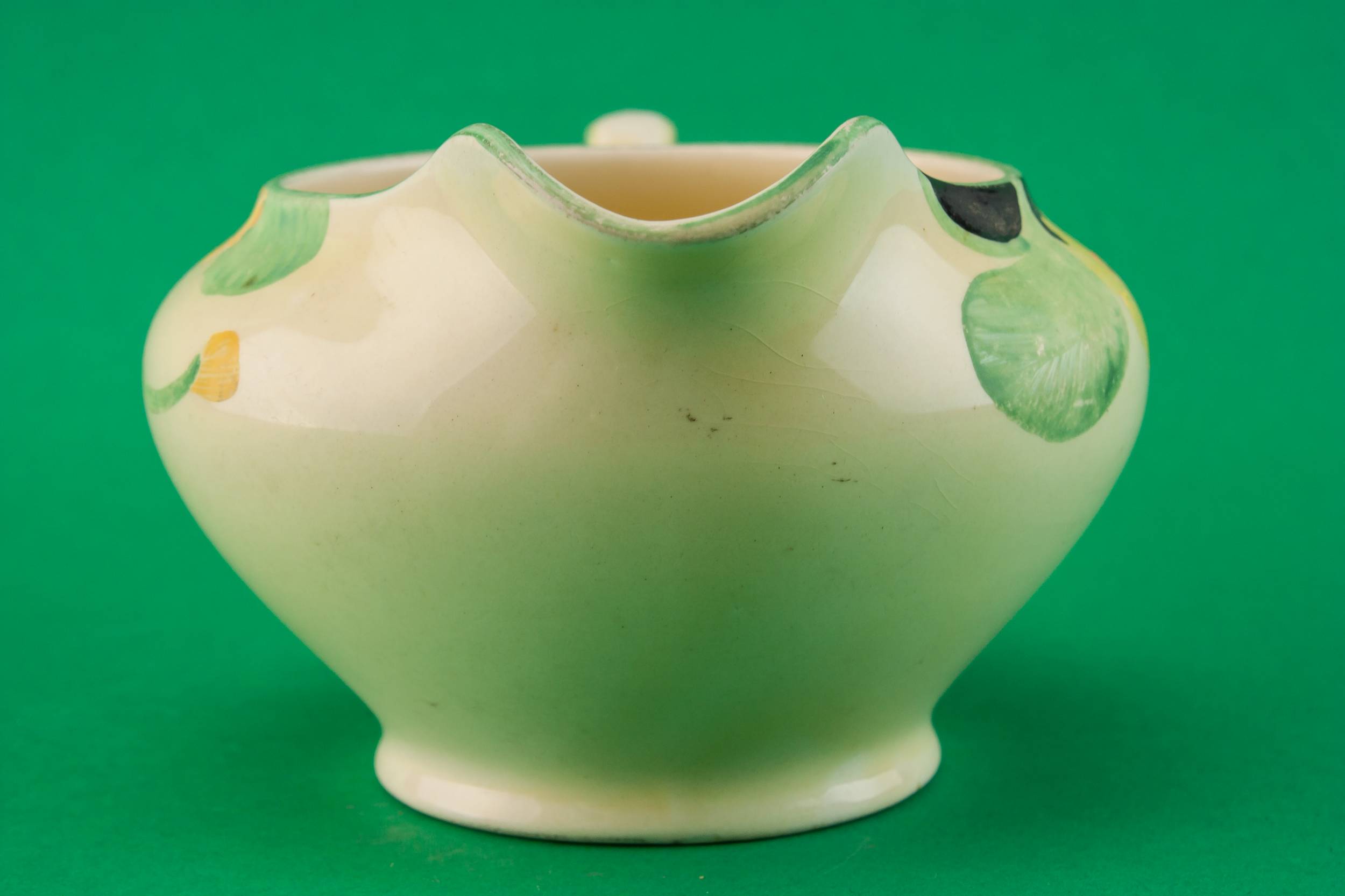 Vintage Medium Retro — Art Deco pottery gravy boat 2