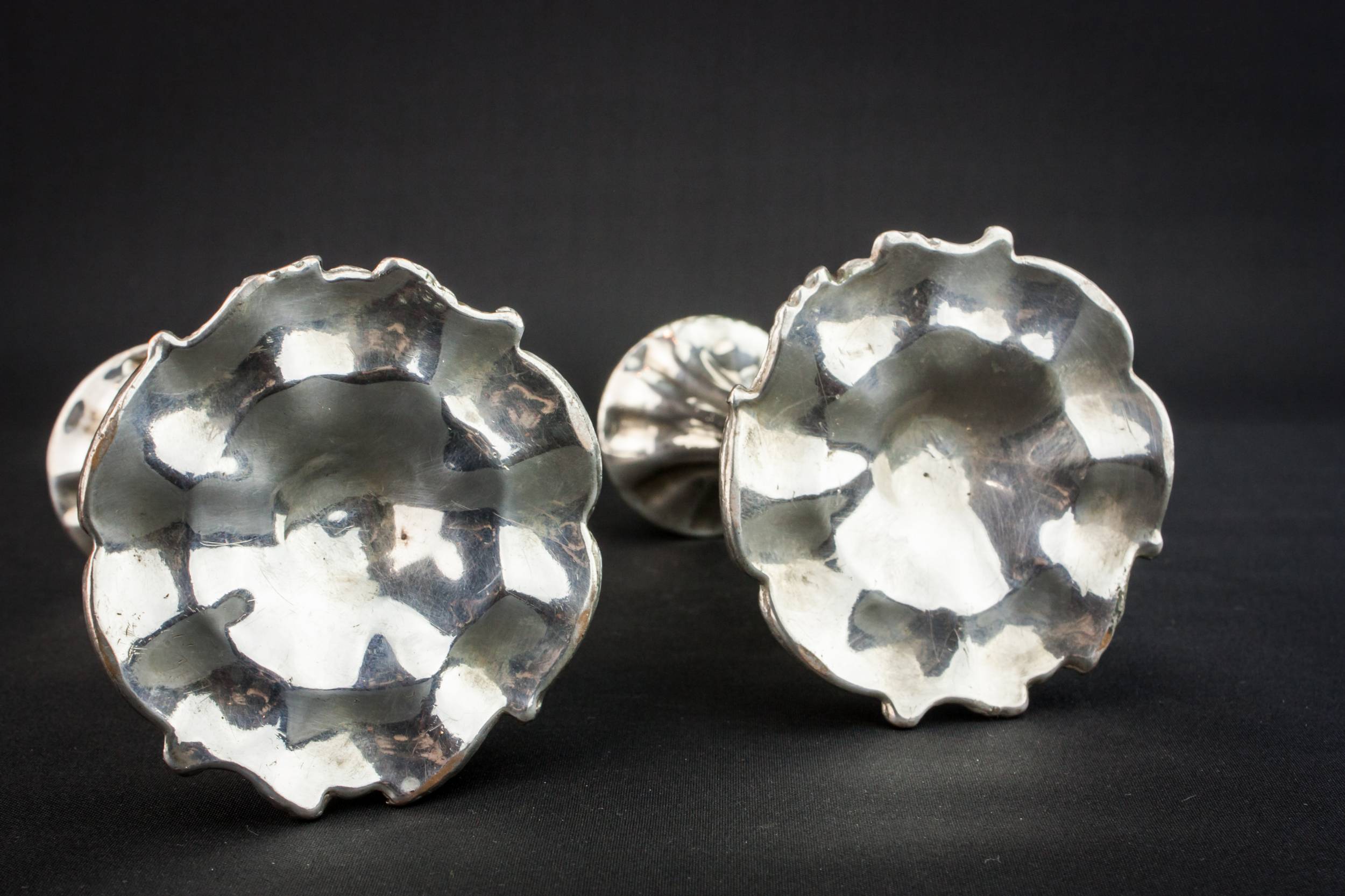 Elegant Antique Unusual — 2 small candlesticks 3