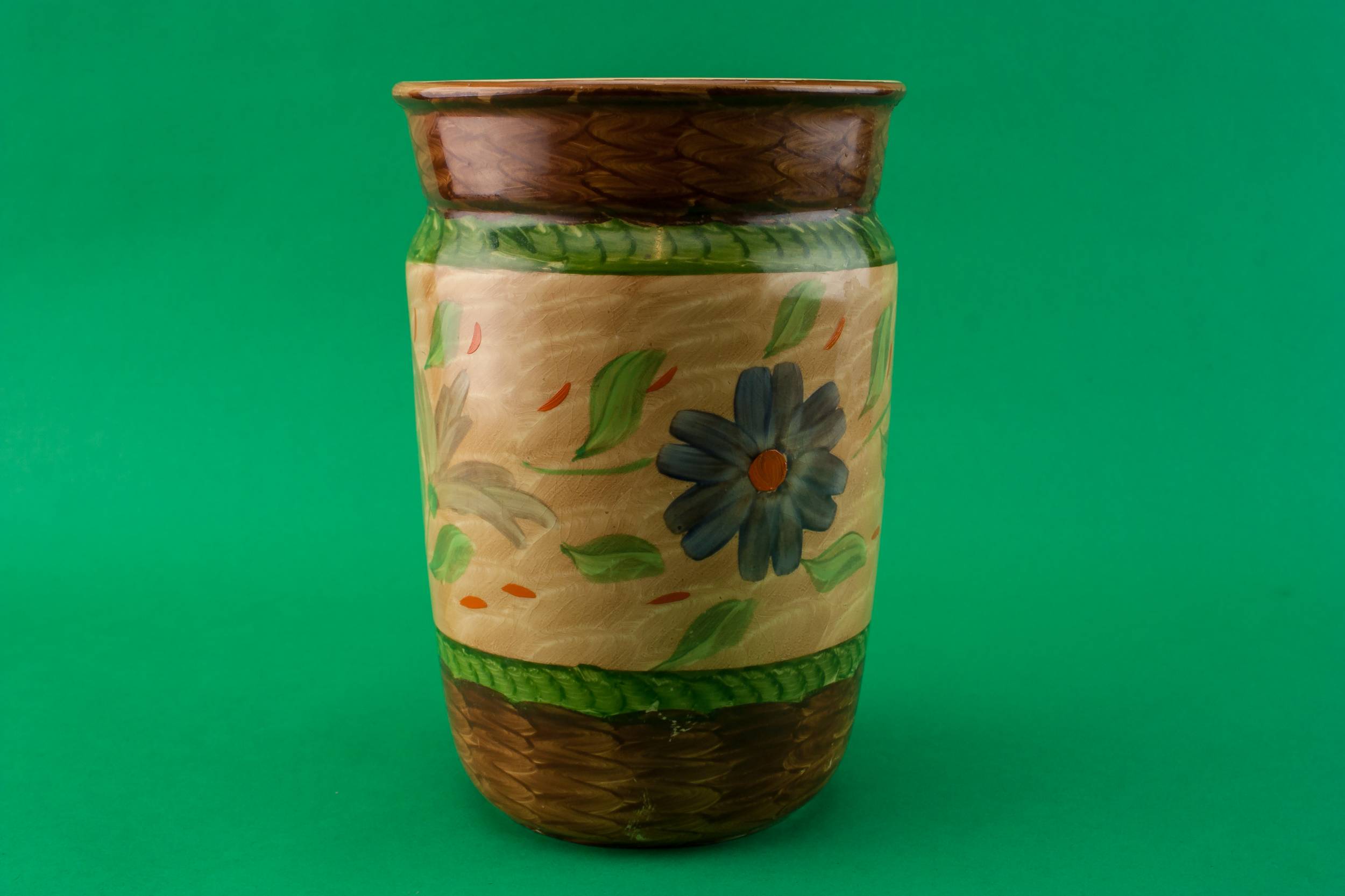 Charming Art Deco — Art Deco pottery vase 2