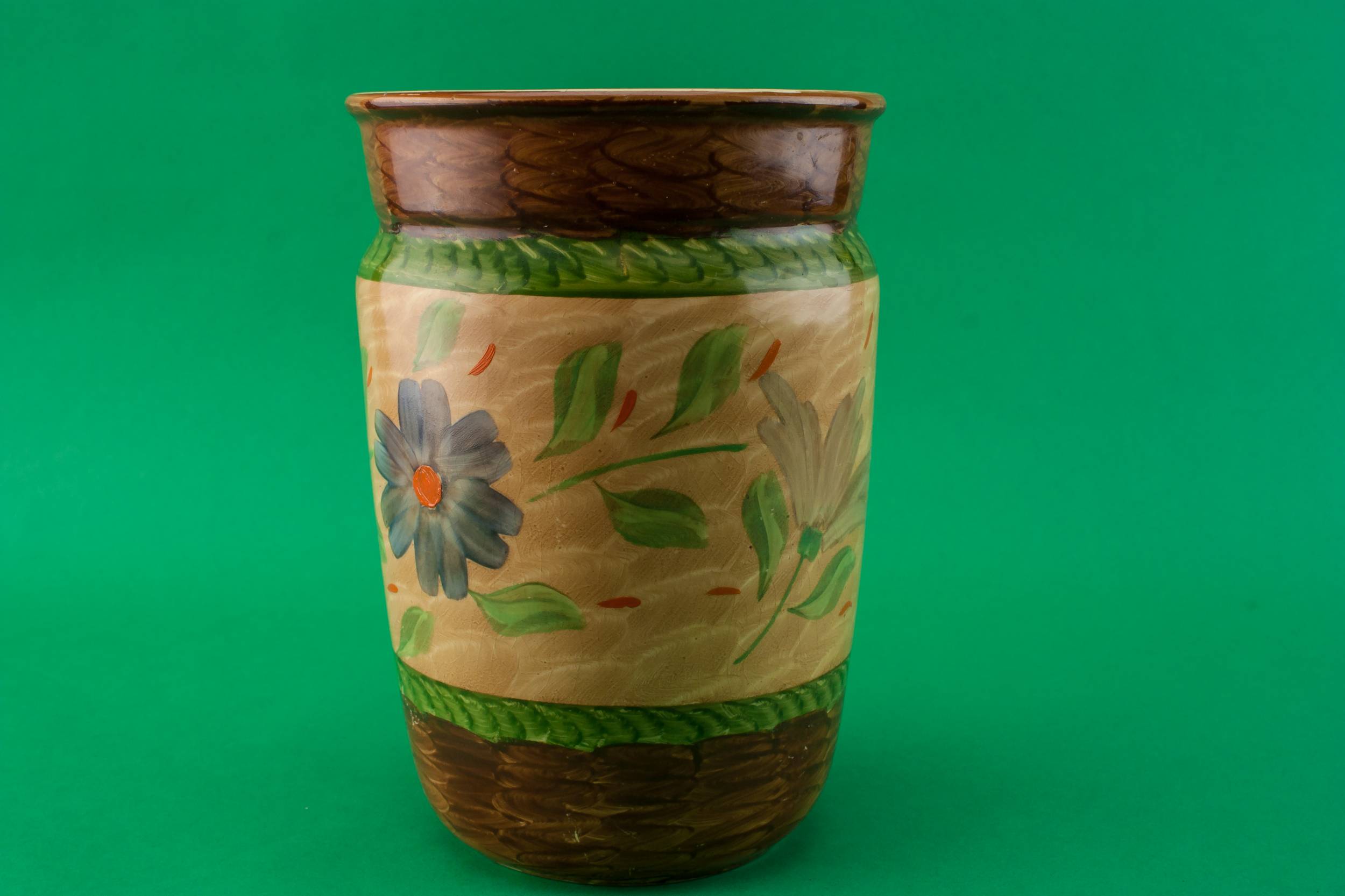 Charming Art Deco — Art Deco pottery vase 3