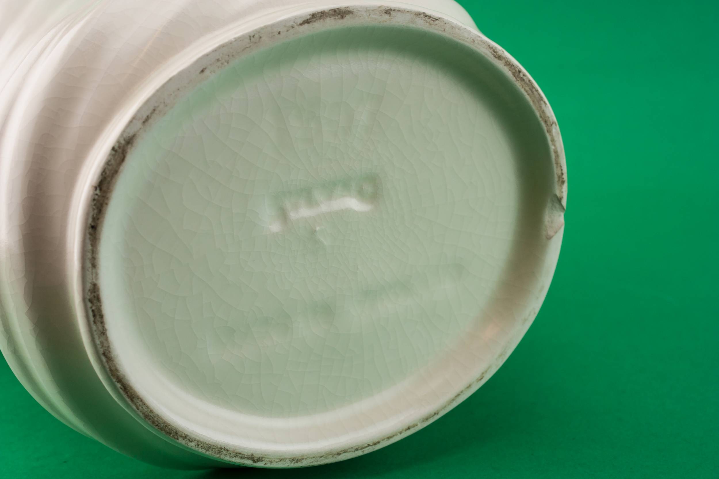 Elegant Art Deco — Sylvac pottery vase 5