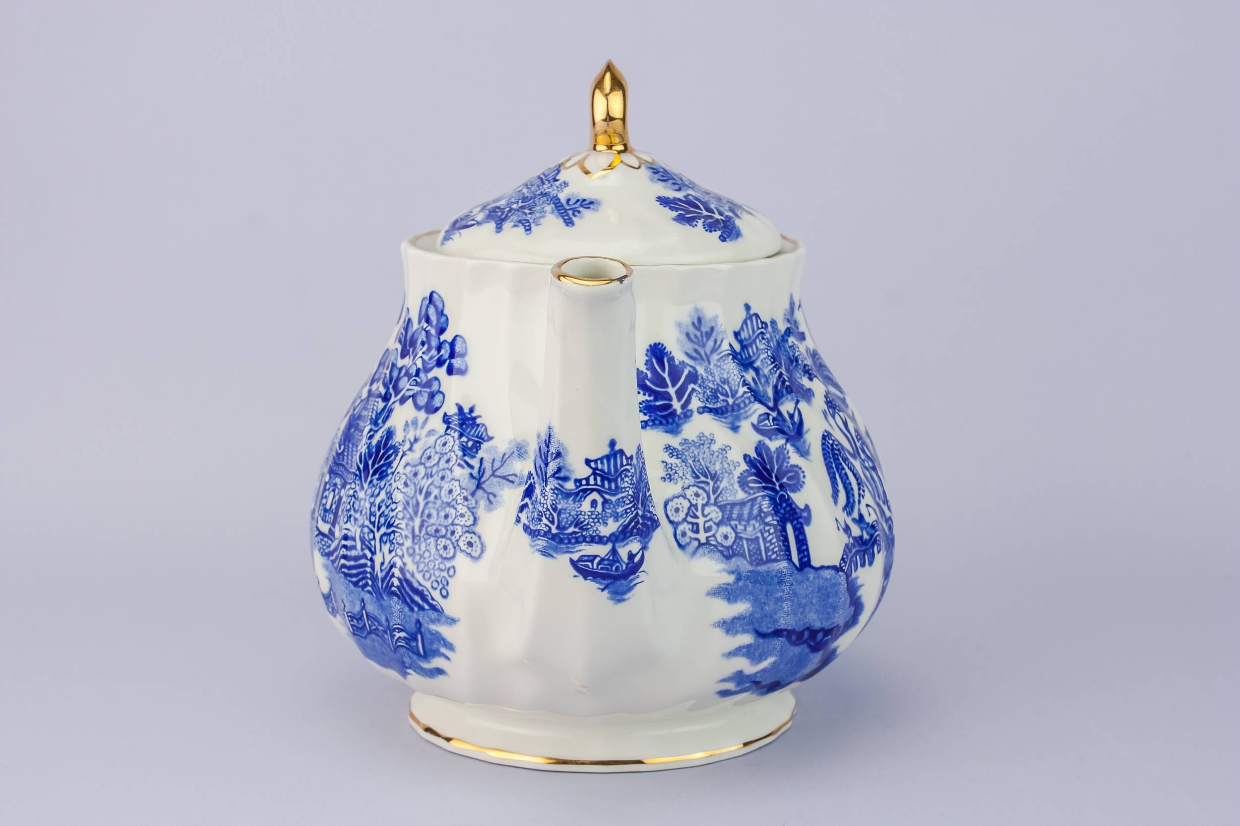 Blue And White — Traditional blue teapot 2