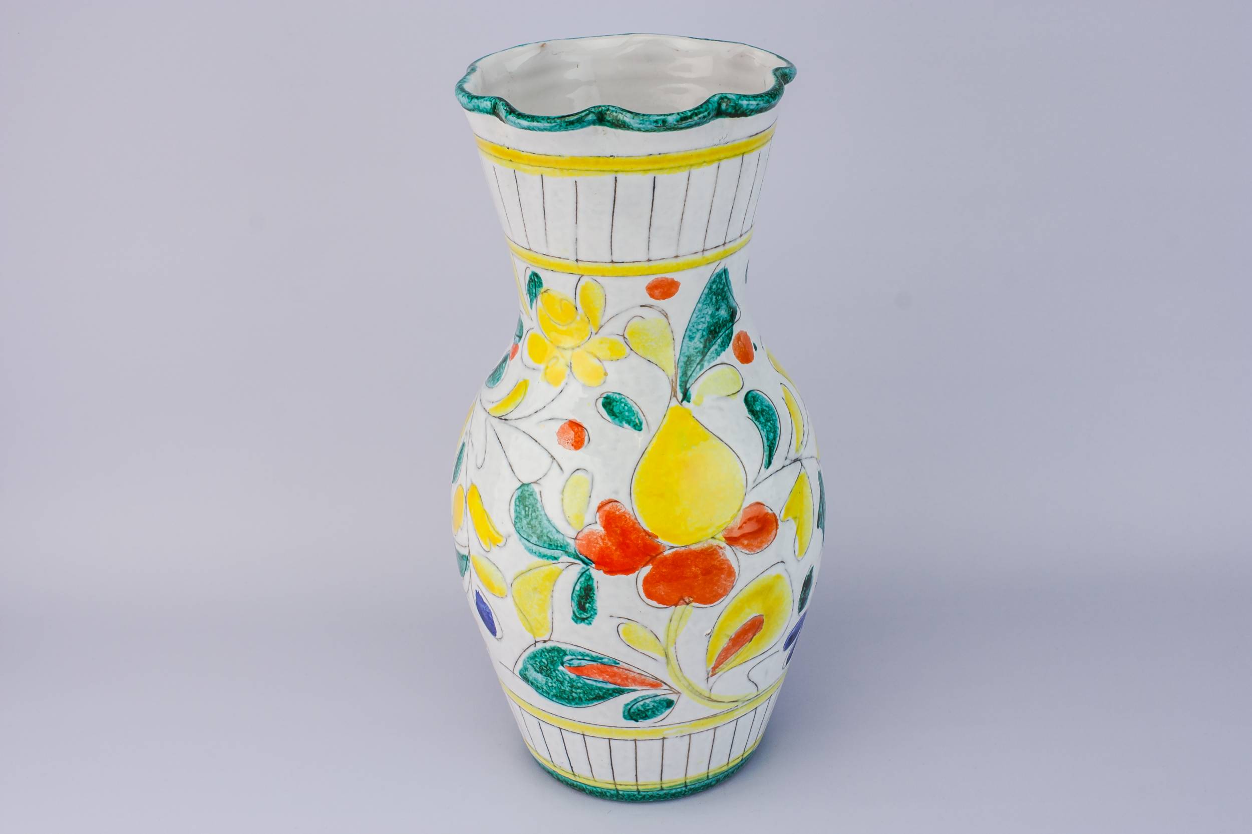 Retro Shabby Chic — Pottery retro vase