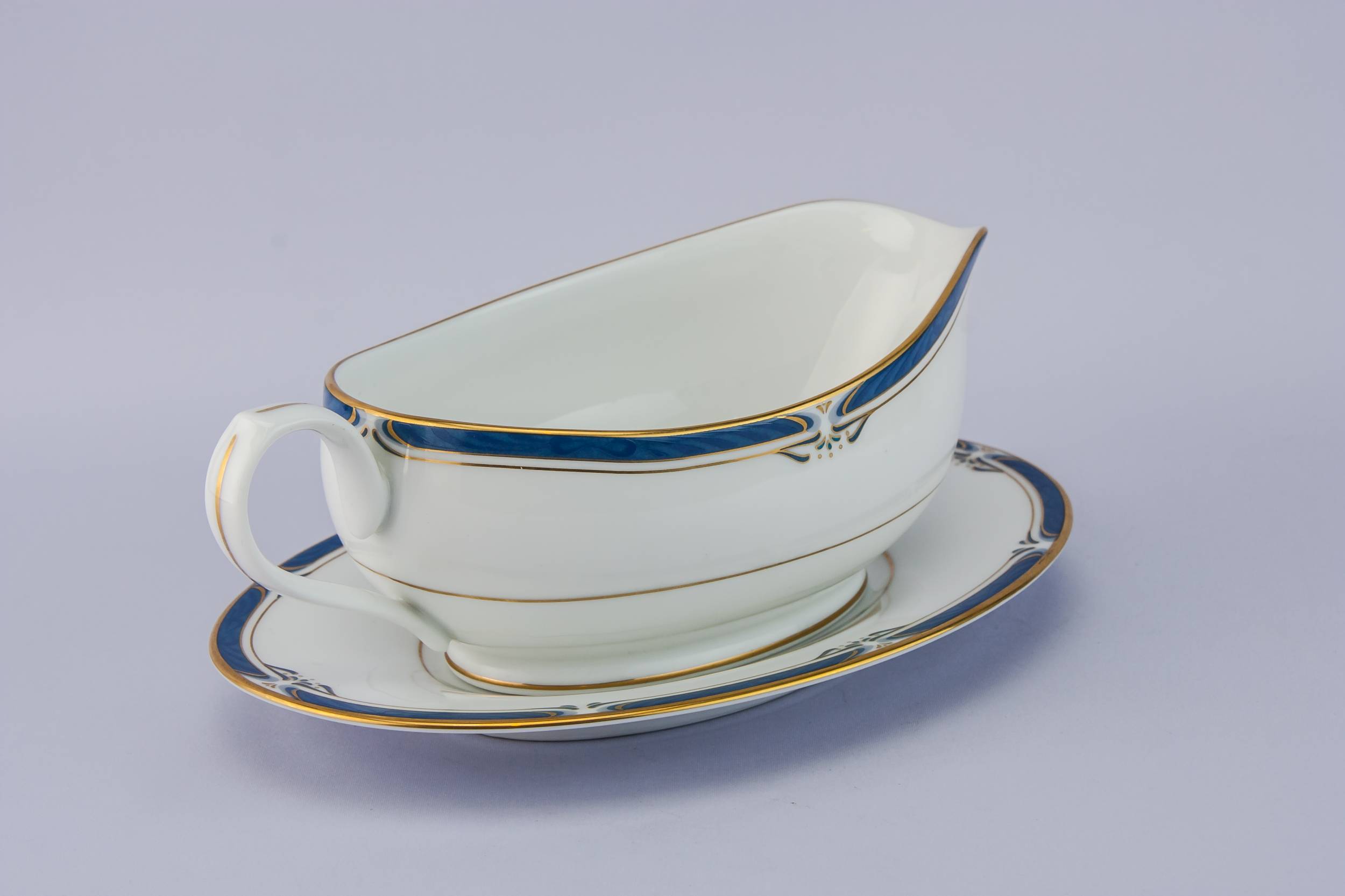 Vintage Mid-Century Modern — Noritake gravy boat on stand 1