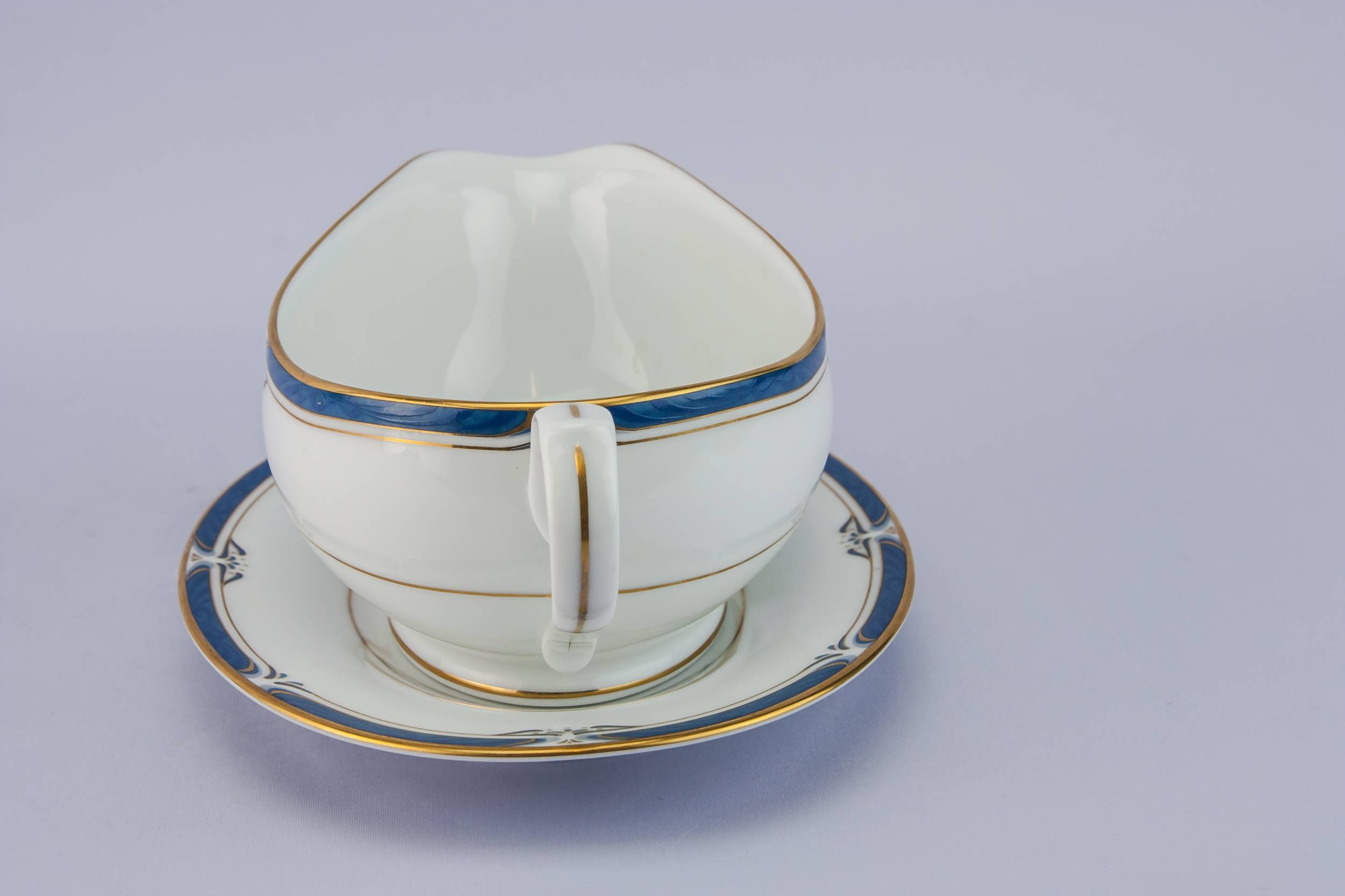 Vintage Mid-Century Modern — Noritake gravy boat on stand 2