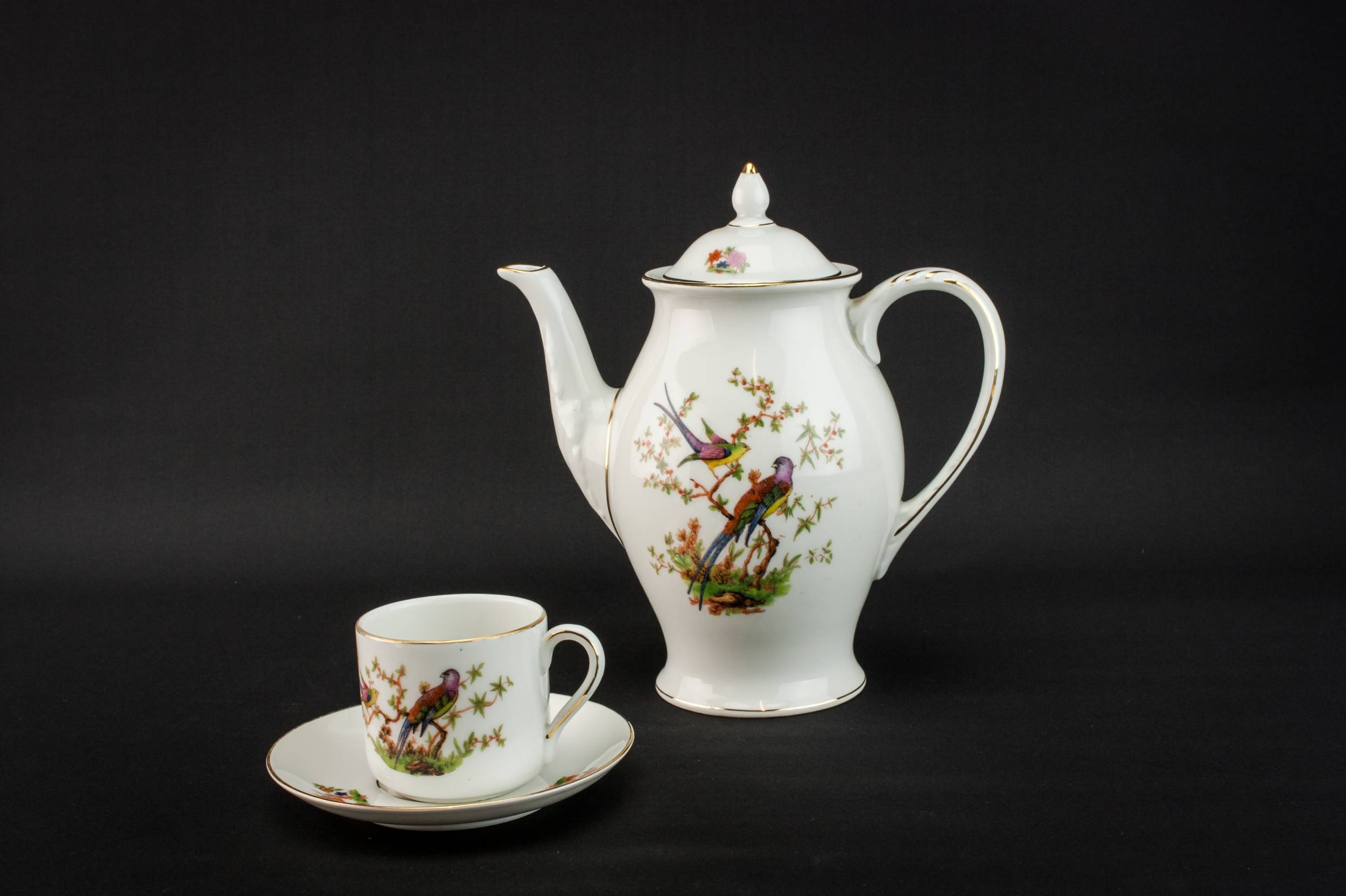 Persons Vintage Charming — Porcelain coffee set for four