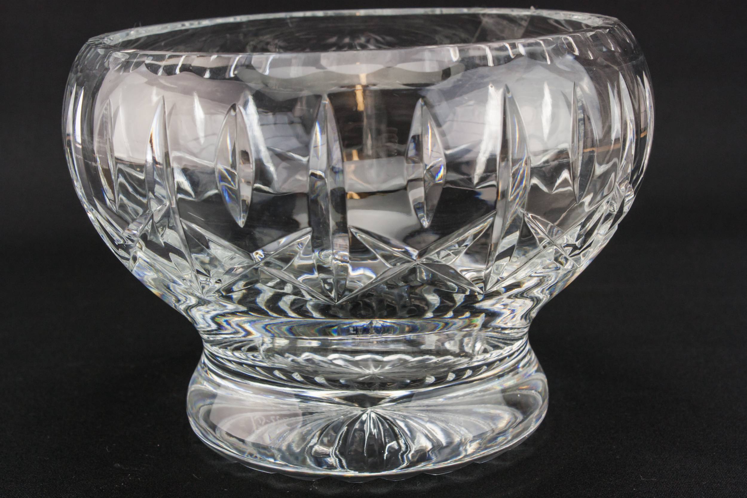 Vintage Elegant Serving — Retro cut glass serving bowl 2