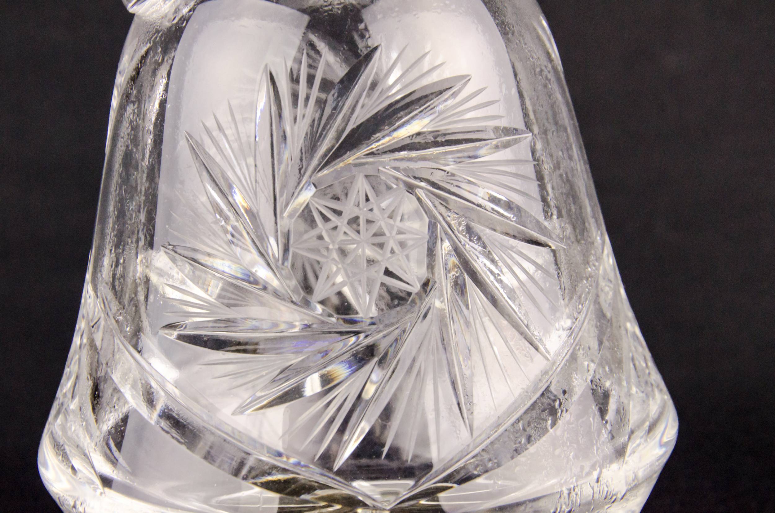 Cut Glass Crystal — Cut glass wine decanter 3