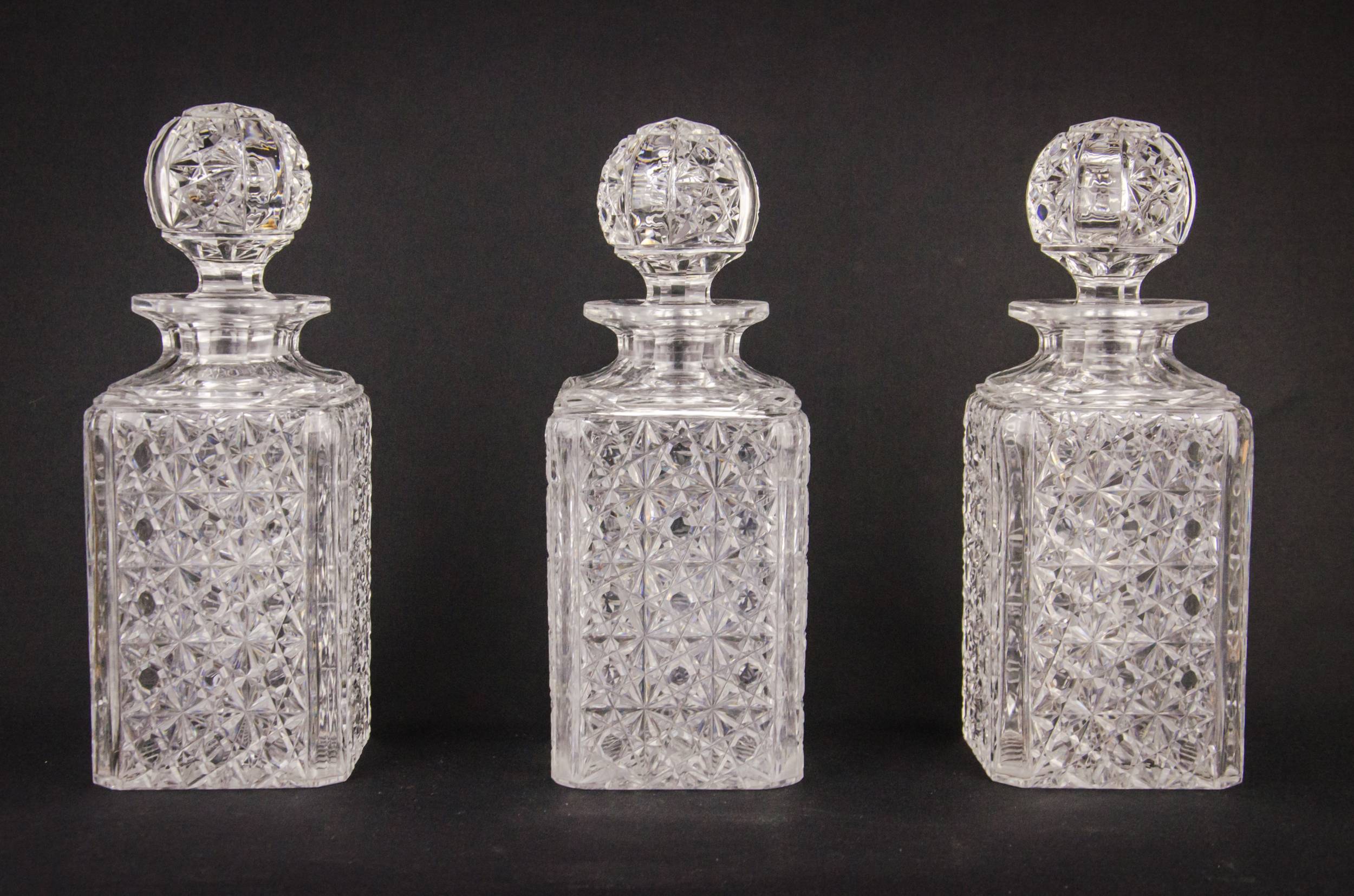 Set Vintage Whisky — 3 cut glass decanters 6