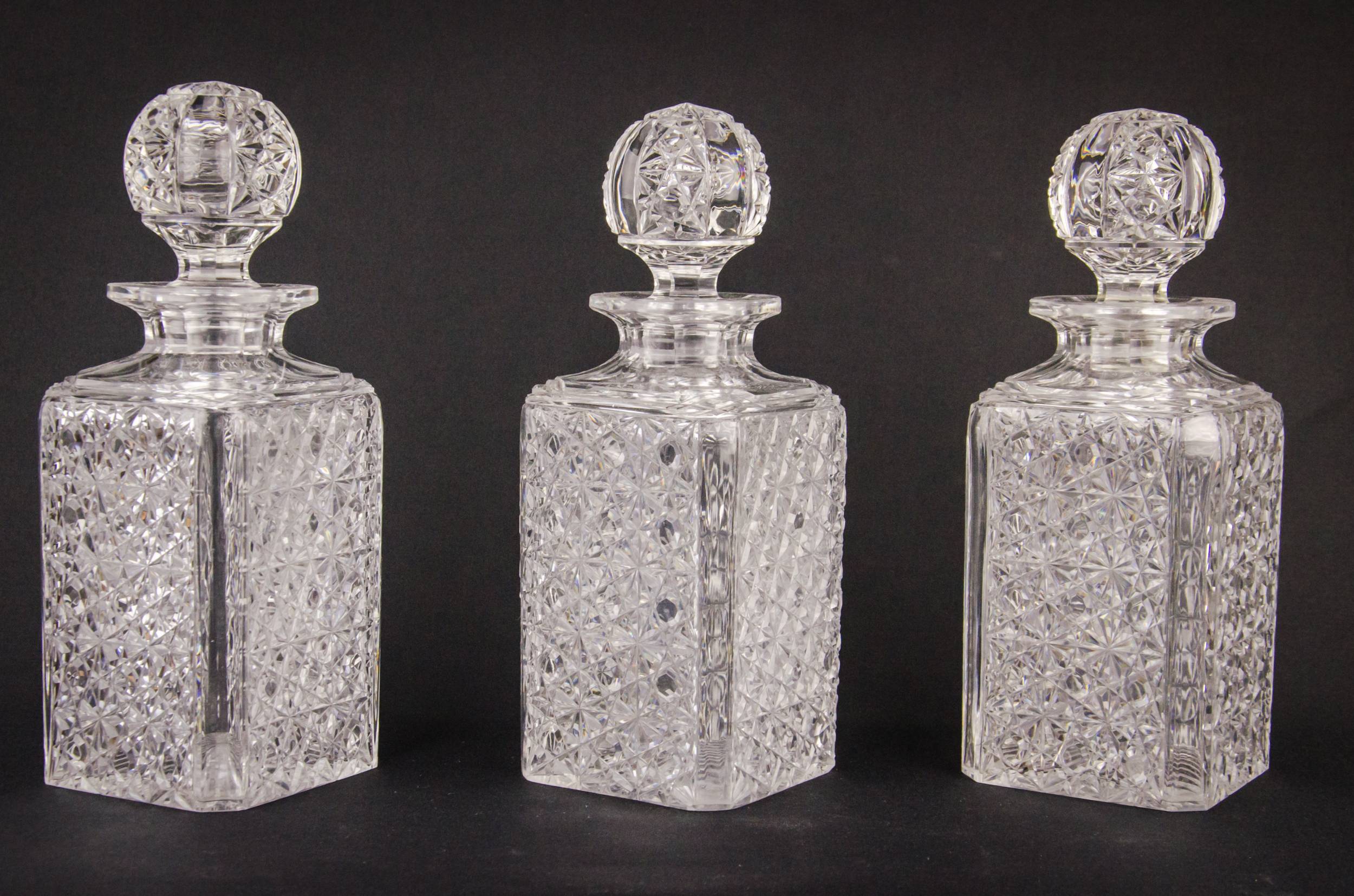 Set Vintage Whisky — 3 cut glass decanters 1