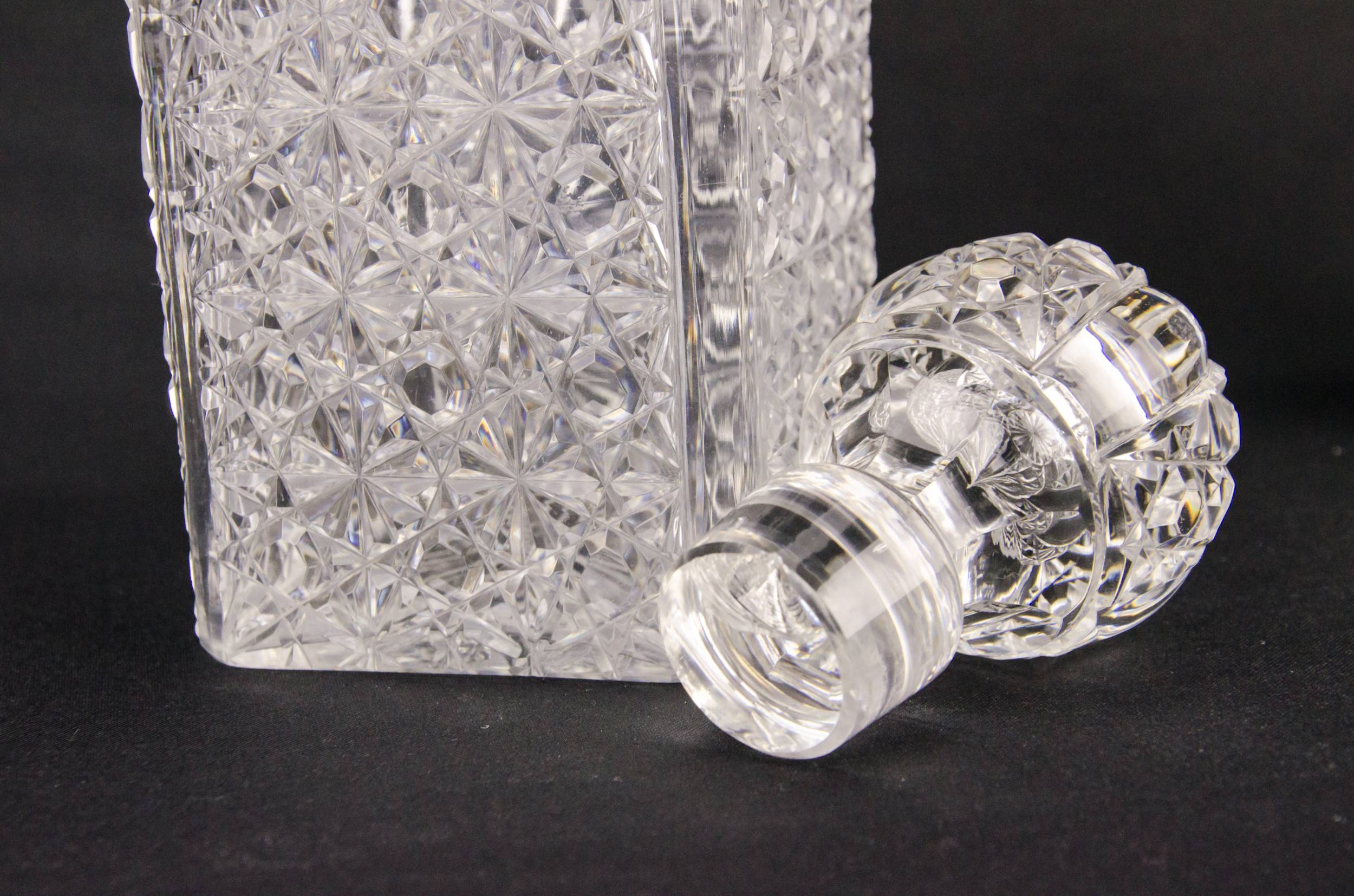 Set Vintage Whisky — 3 cut glass decanters 3