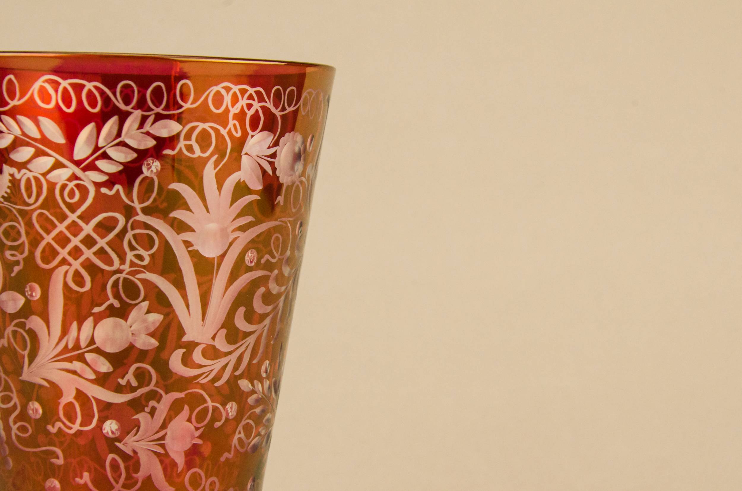 Red Vintage Large — Red whisky glass 4