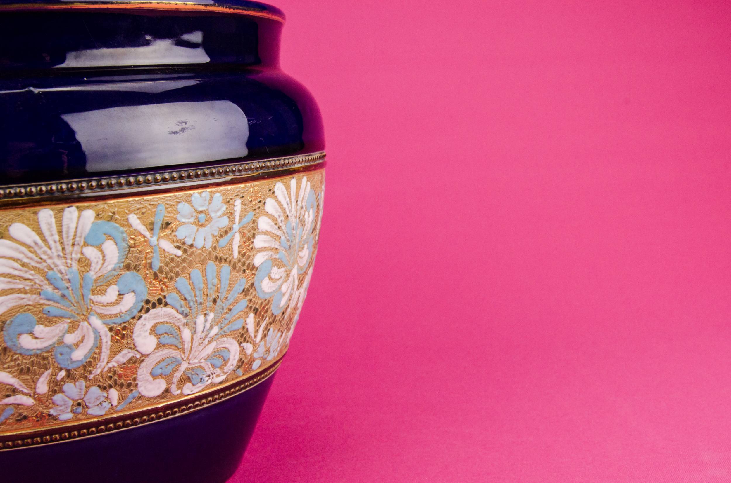 Arts Crafts Antique — Royal Doulton planter 4