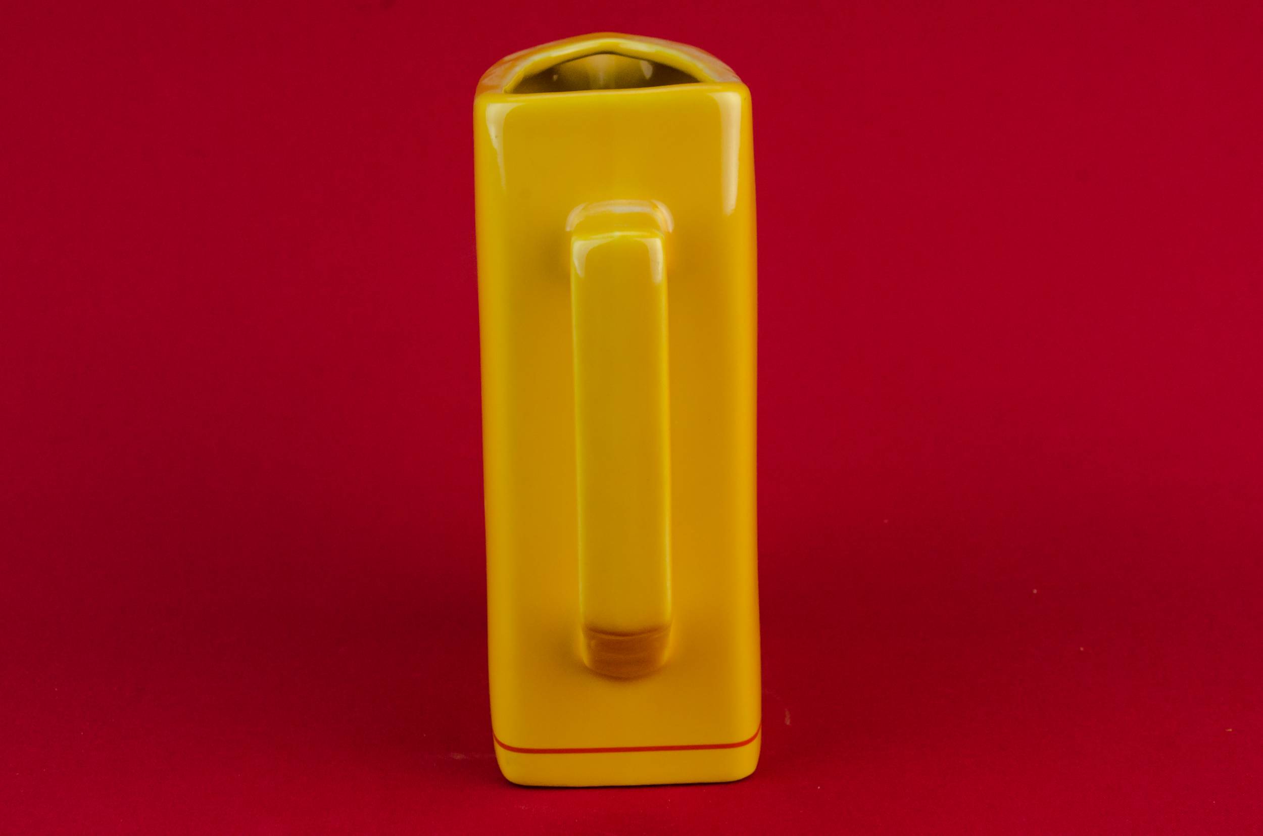 Vintage Beautiful Benson — Yellow water jug 4