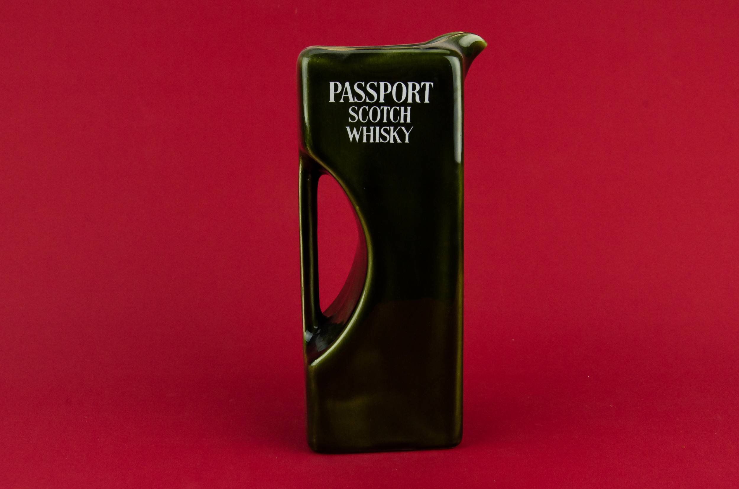Modernist Large Passport — Water green jug 3