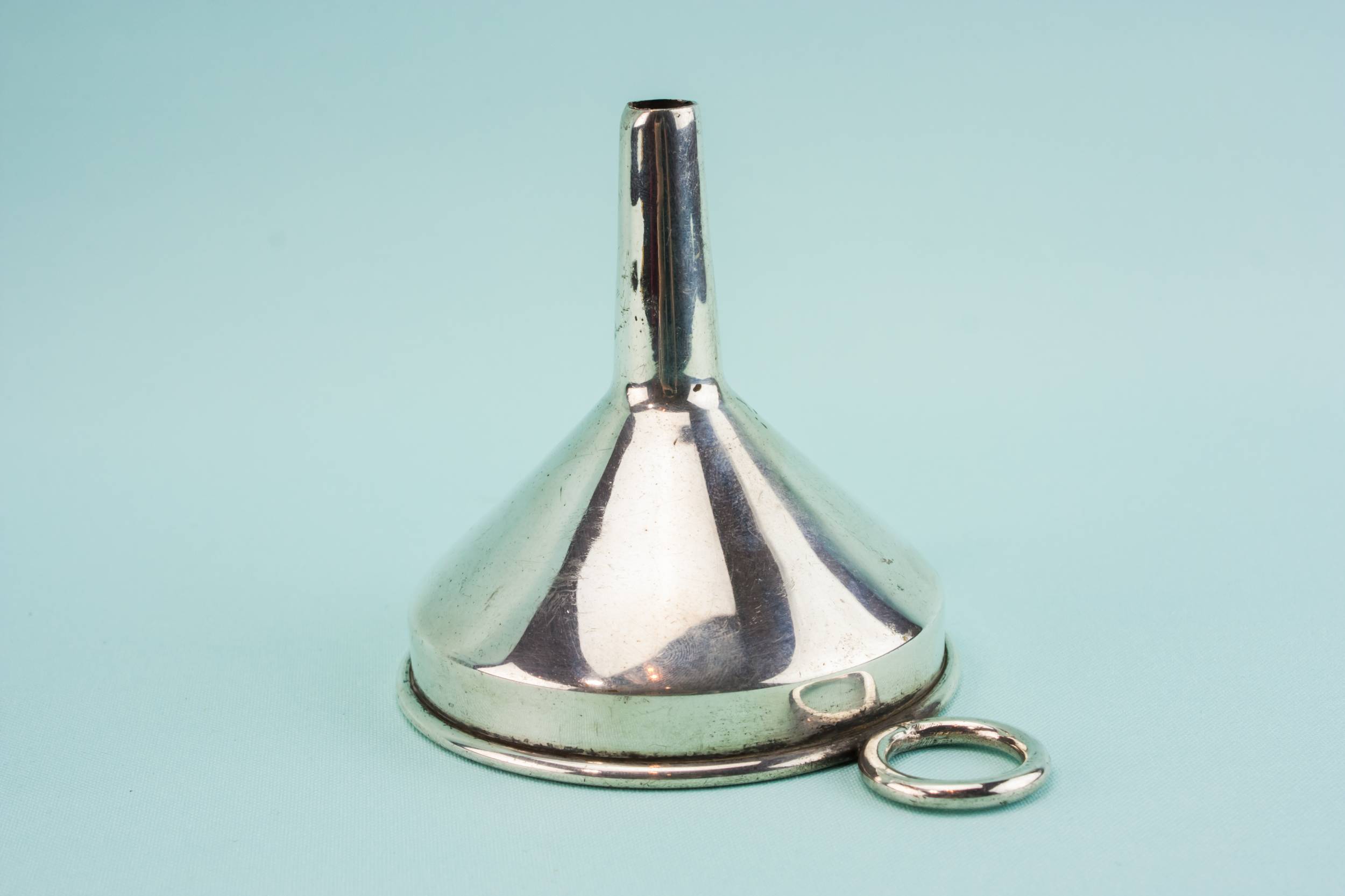 Arts Crafts Wine — Silver plated wine funnel 1
