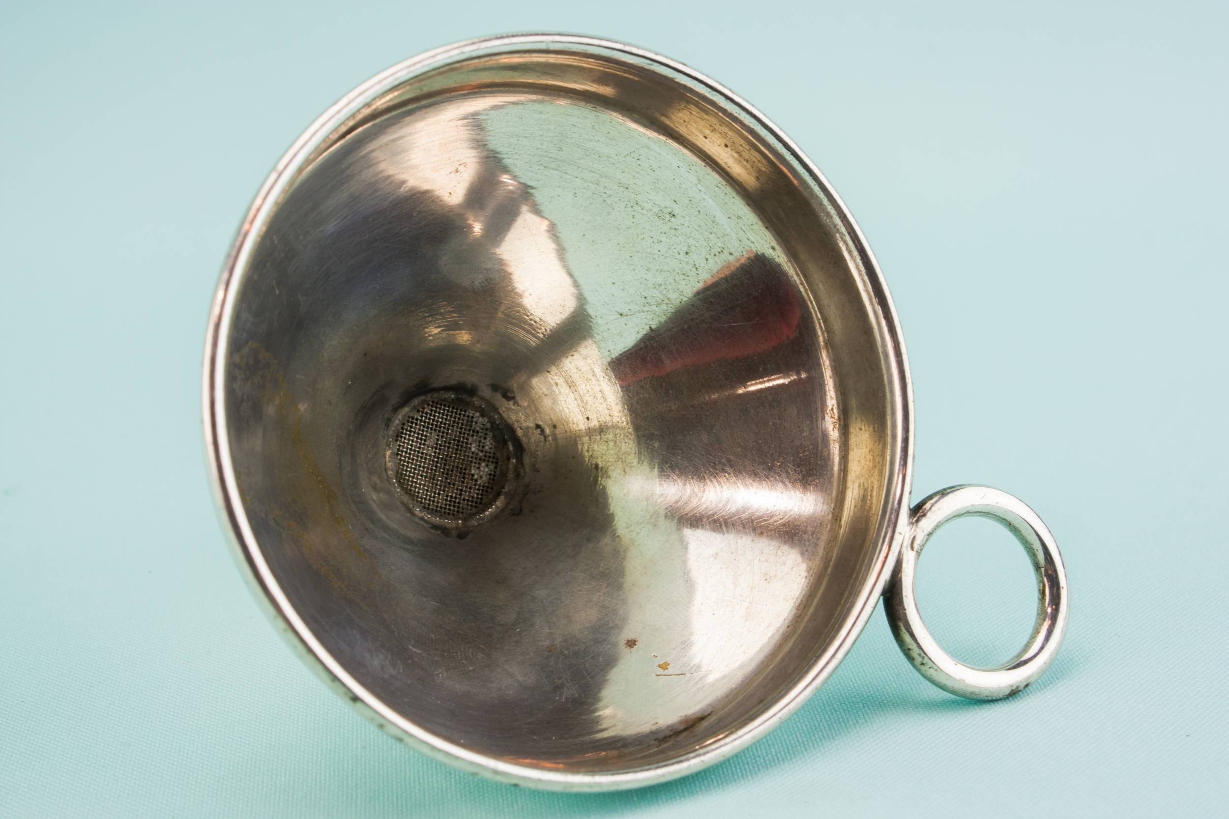Arts Crafts Wine — Silver plated wine funnel 2
