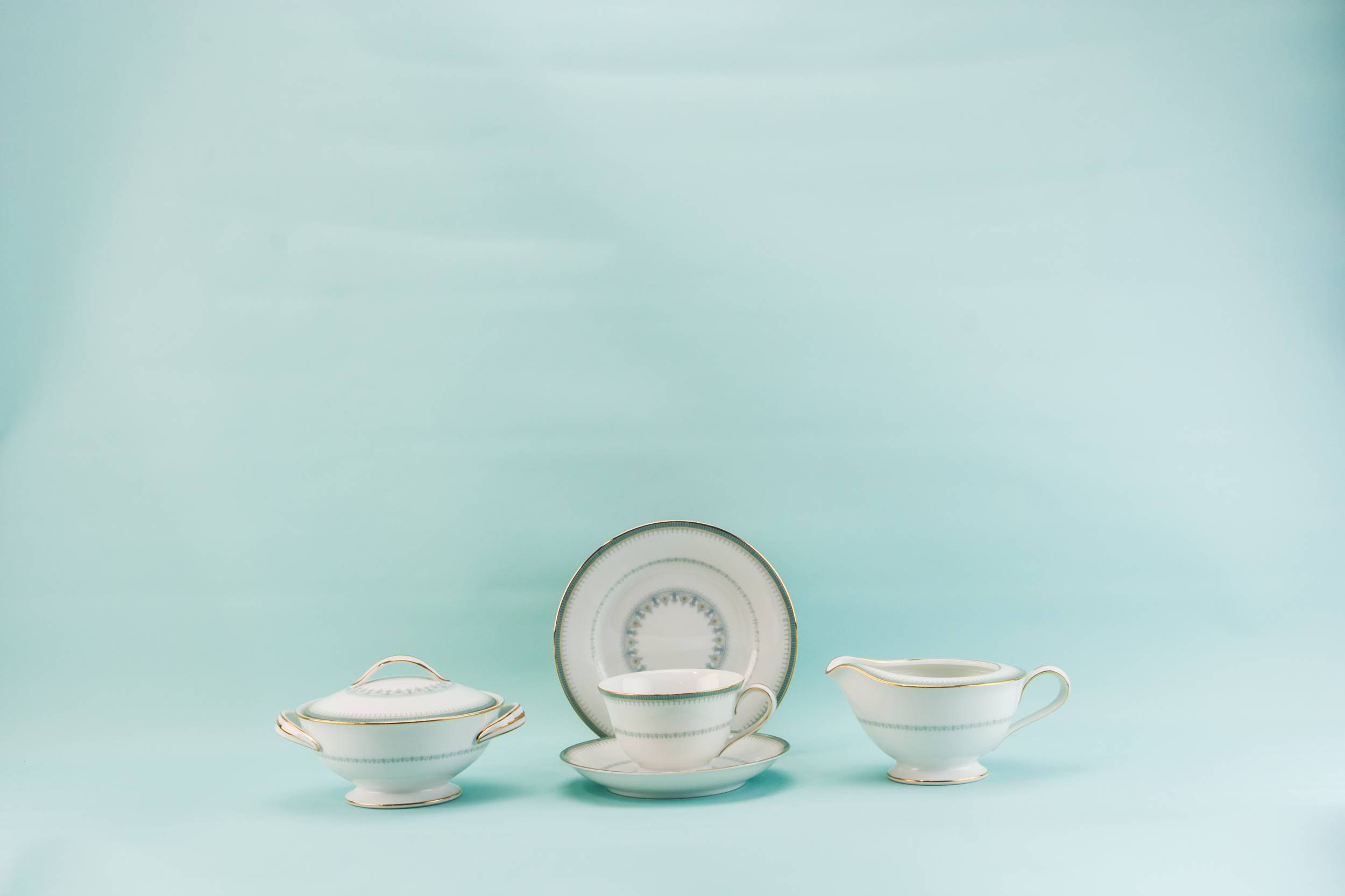 Persons Porcelain Vintage — Noritake tea set for 6