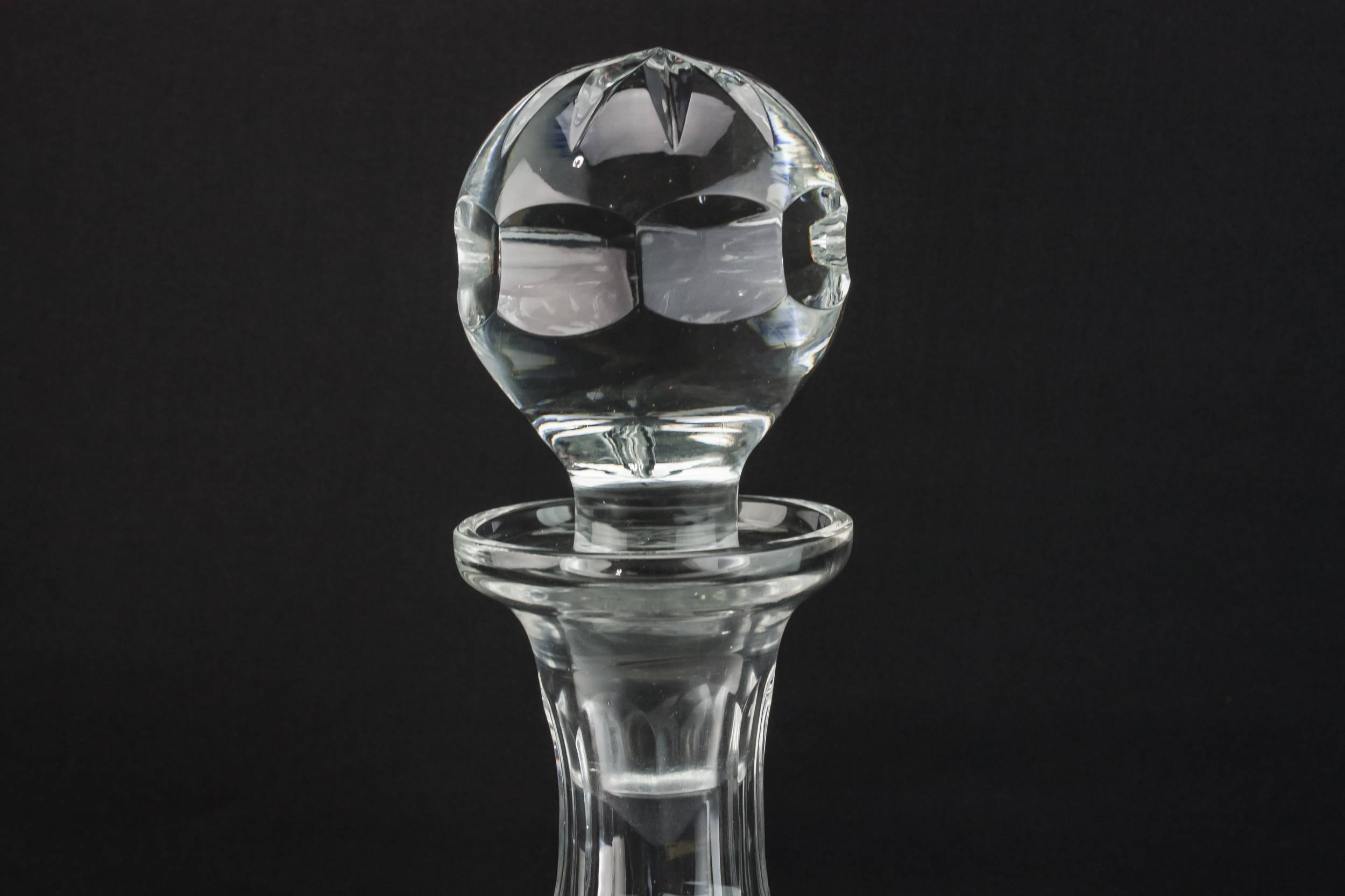 Retro Cut Glass — Cut glass mallet decanter 3
