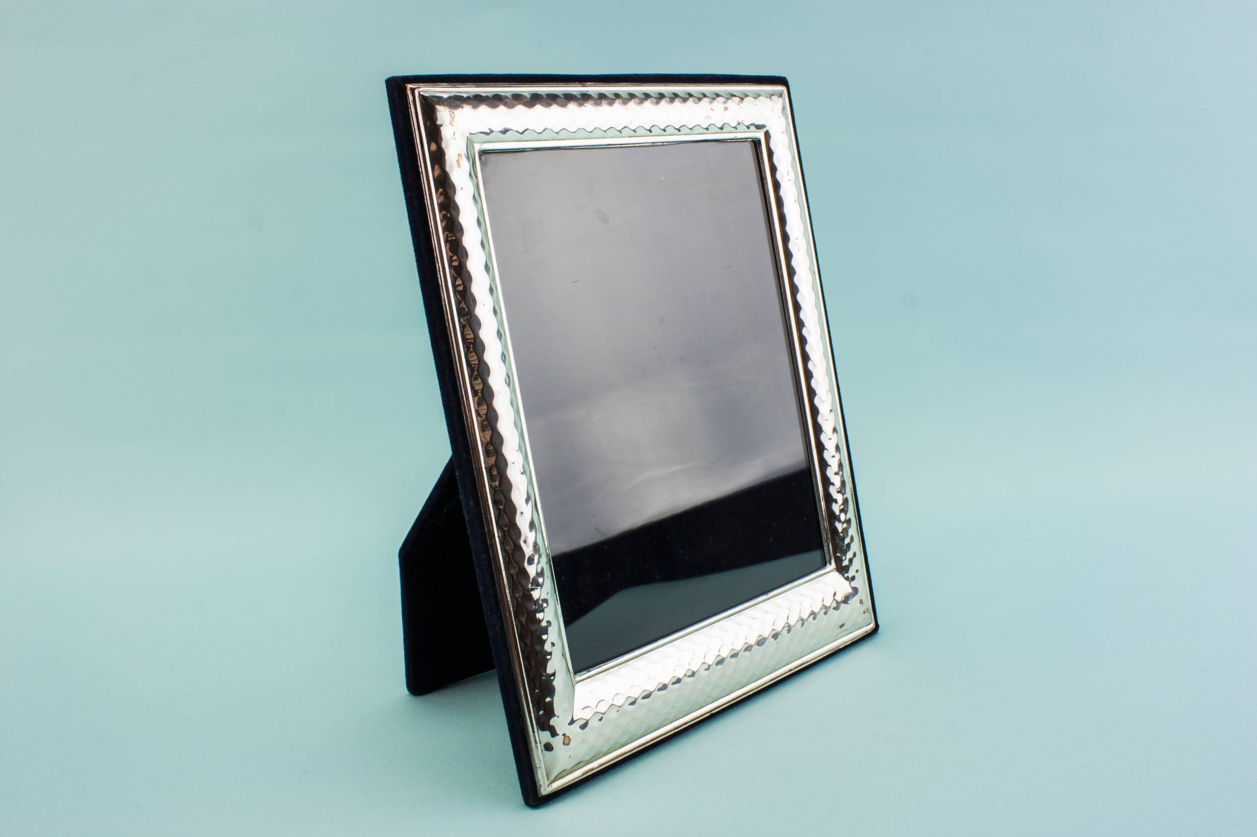 Silver Photo Frame — Silver photo frame 1