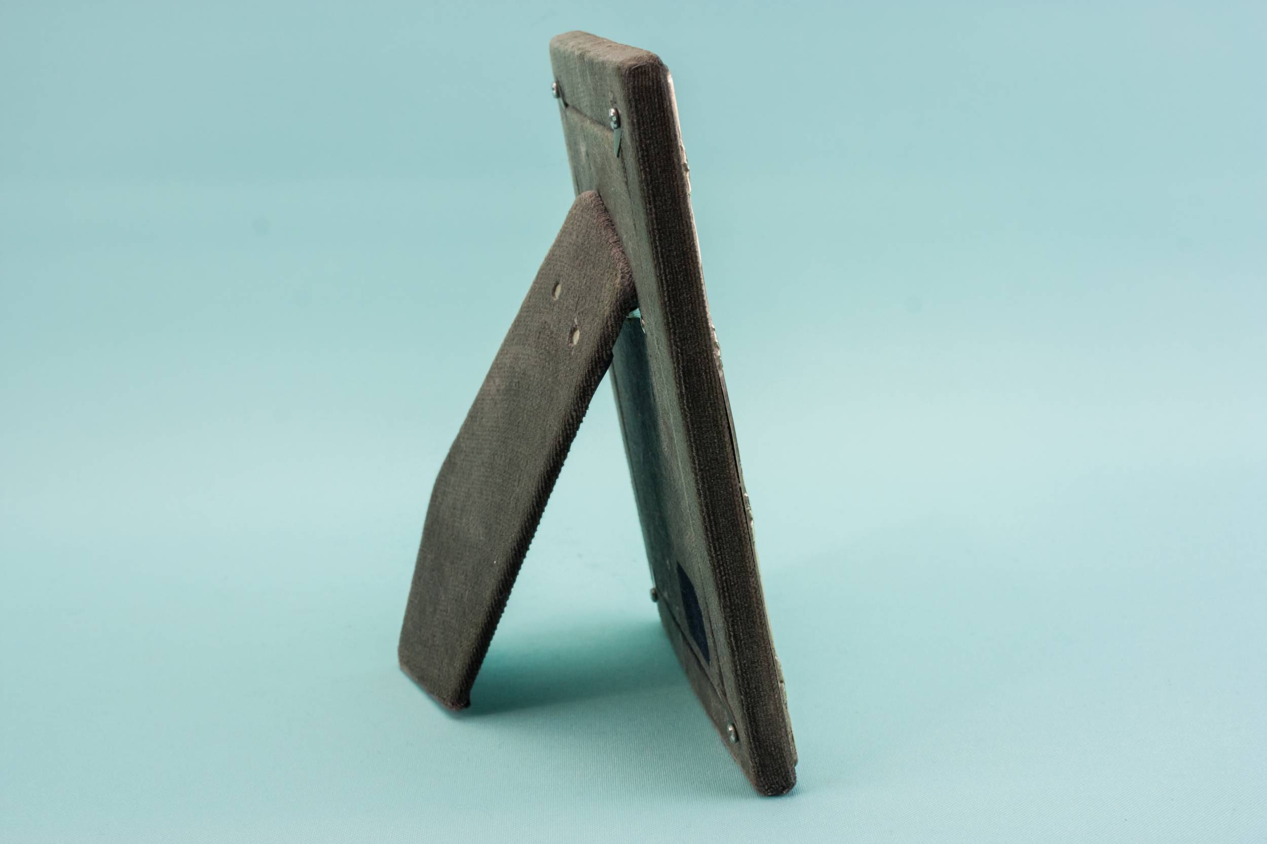 Elegant Silver Bows — Small silver frame 3