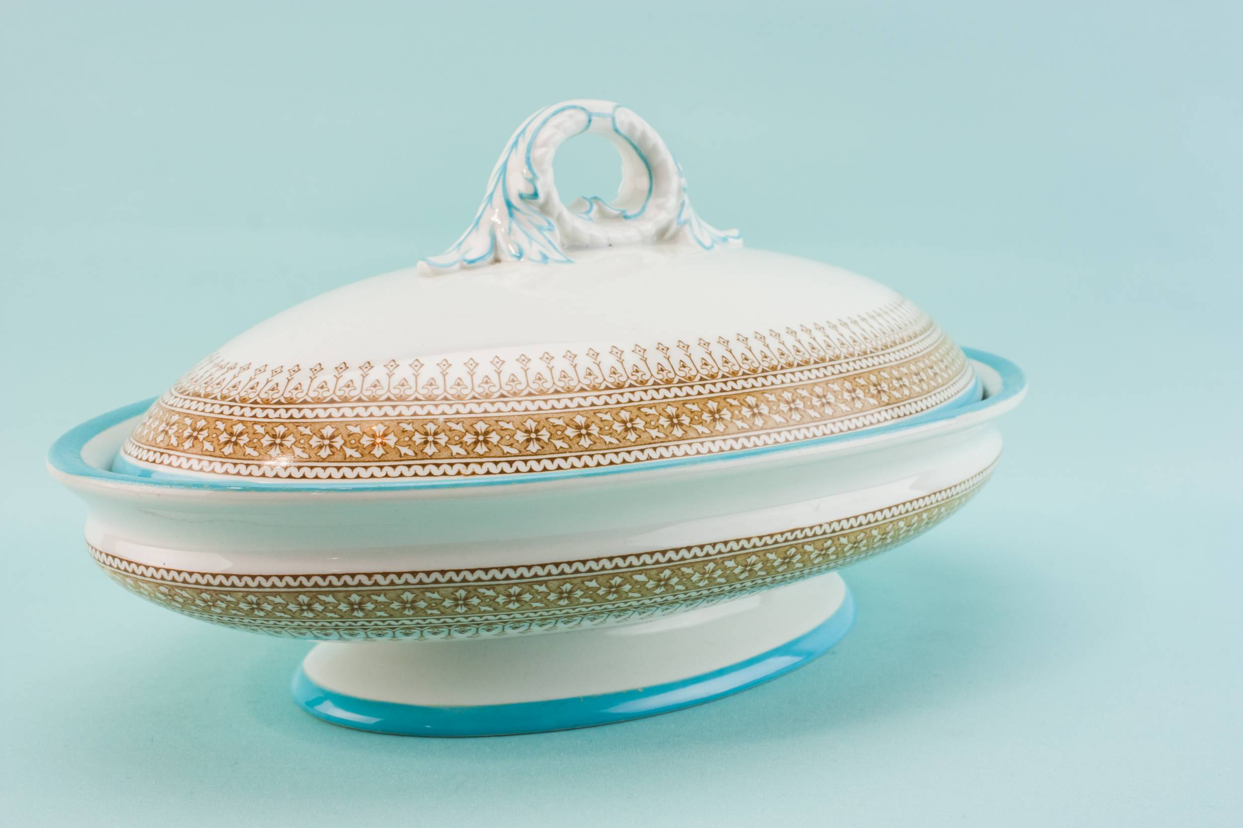 Spectacular Bone China — Victorian bone china tureen 2