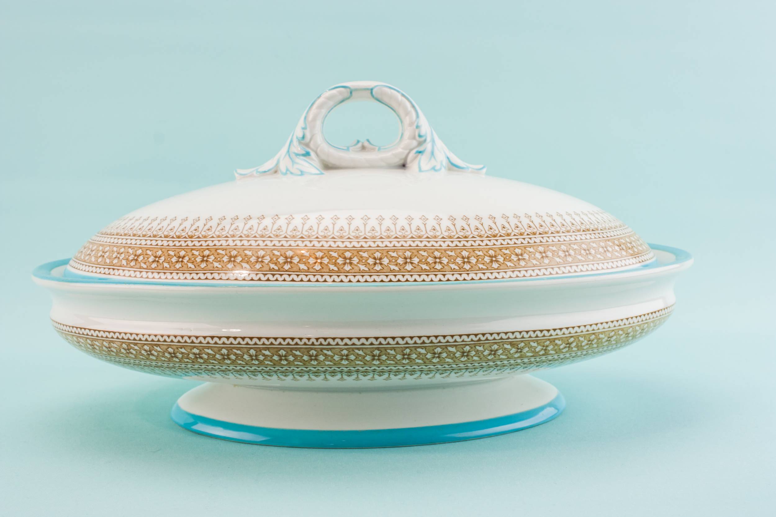 Spectacular Bone China — Victorian bone china tureen 4