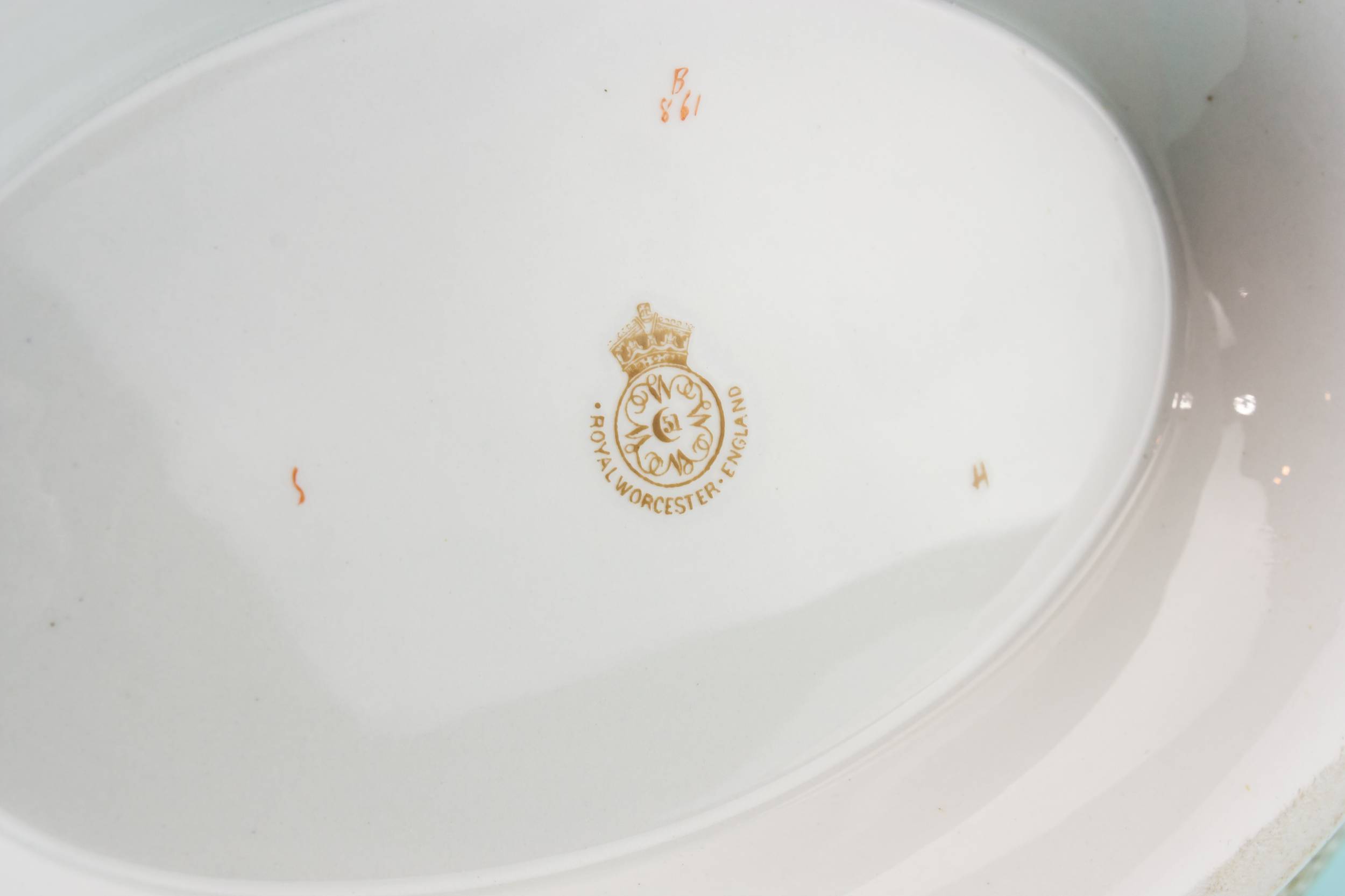 Spectacular Bone China — Victorian bone china tureen 5