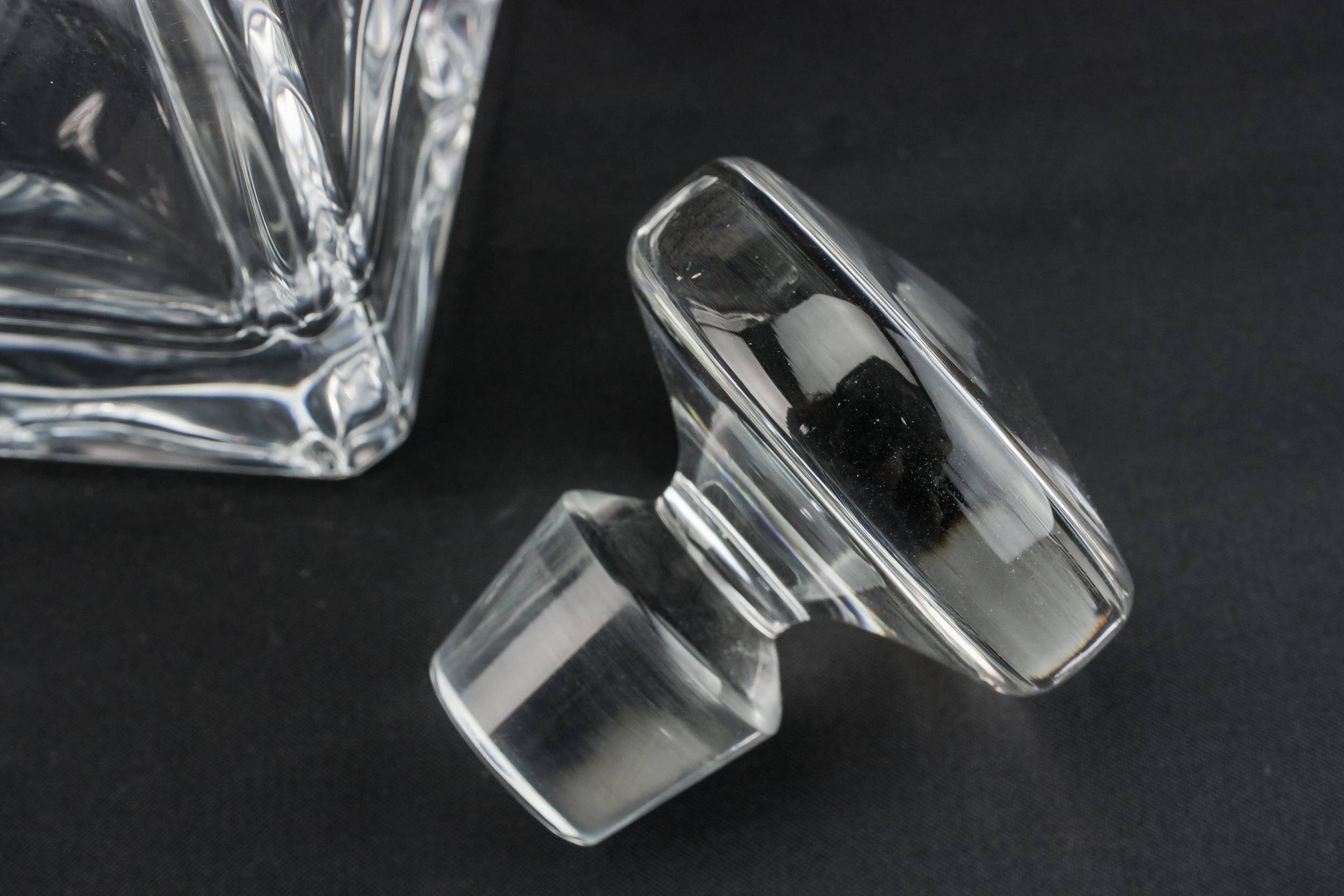 Square Modernist Whisky — Moulded glass square decanter 1
