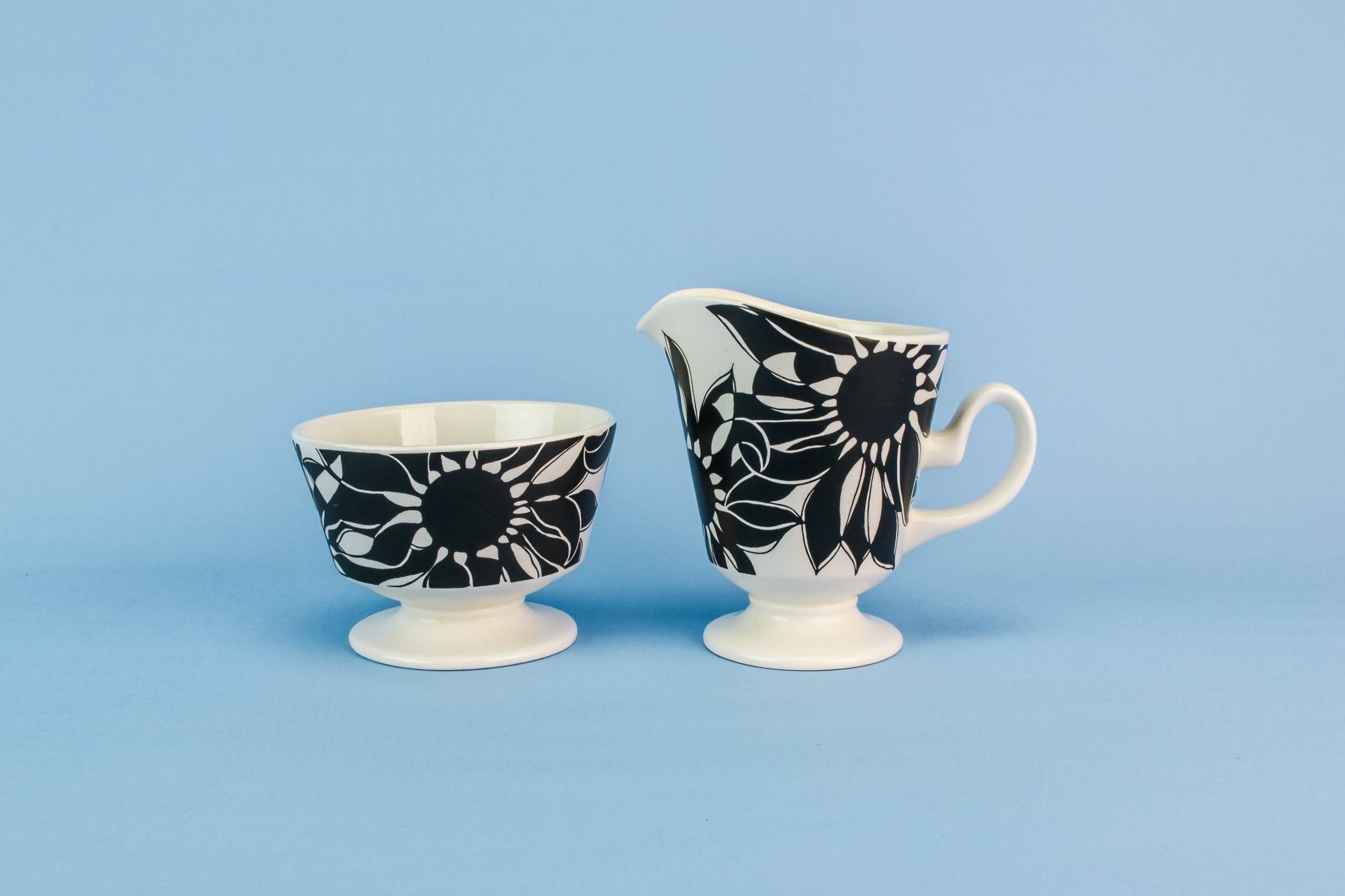 Slick Black Milk — Black creamer & sugar bowl
