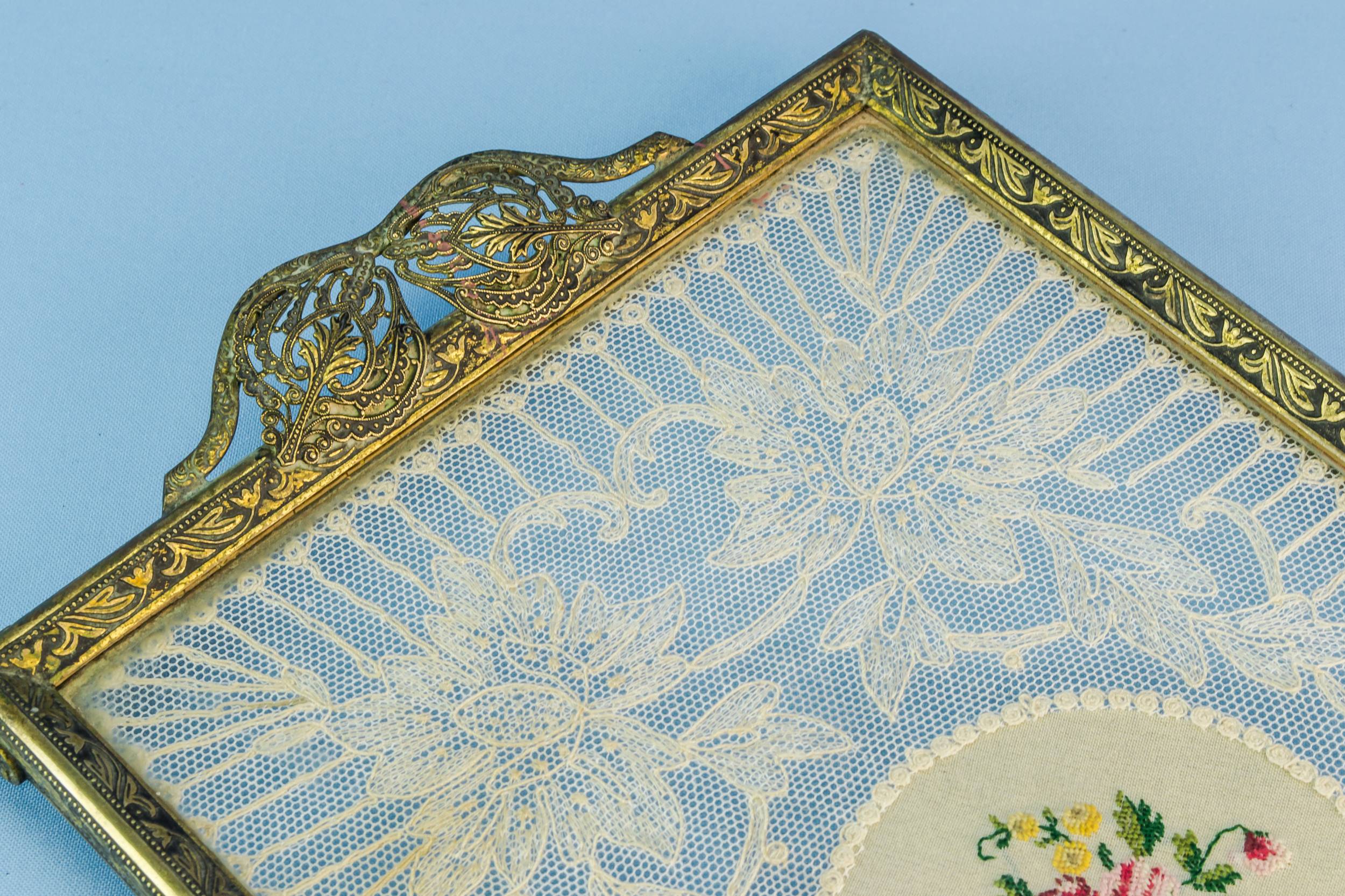 Spectacular Antique Medium — Lace lined tray 1