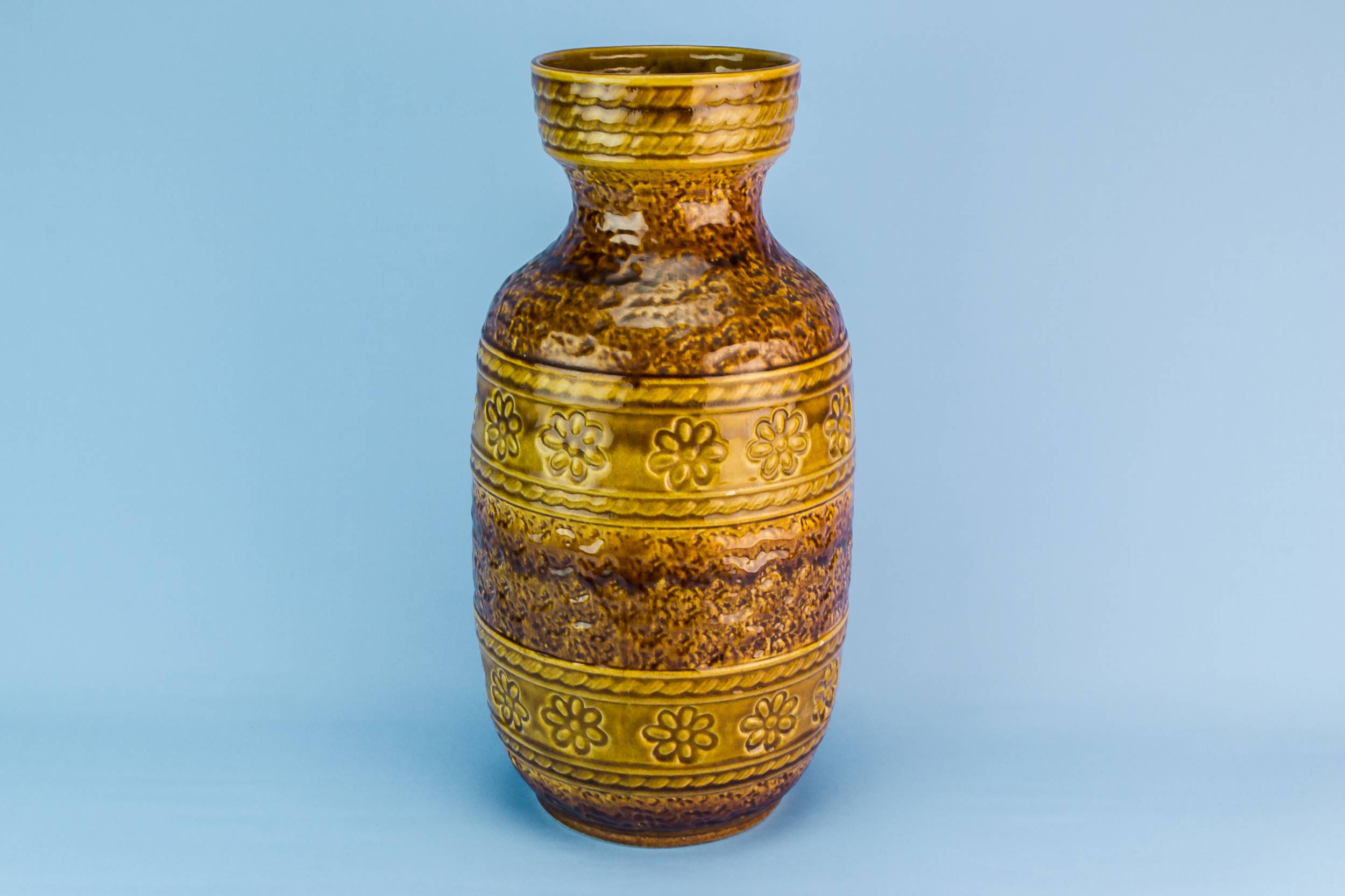 Vintage Pottery Floral — Massive pottery vase 4