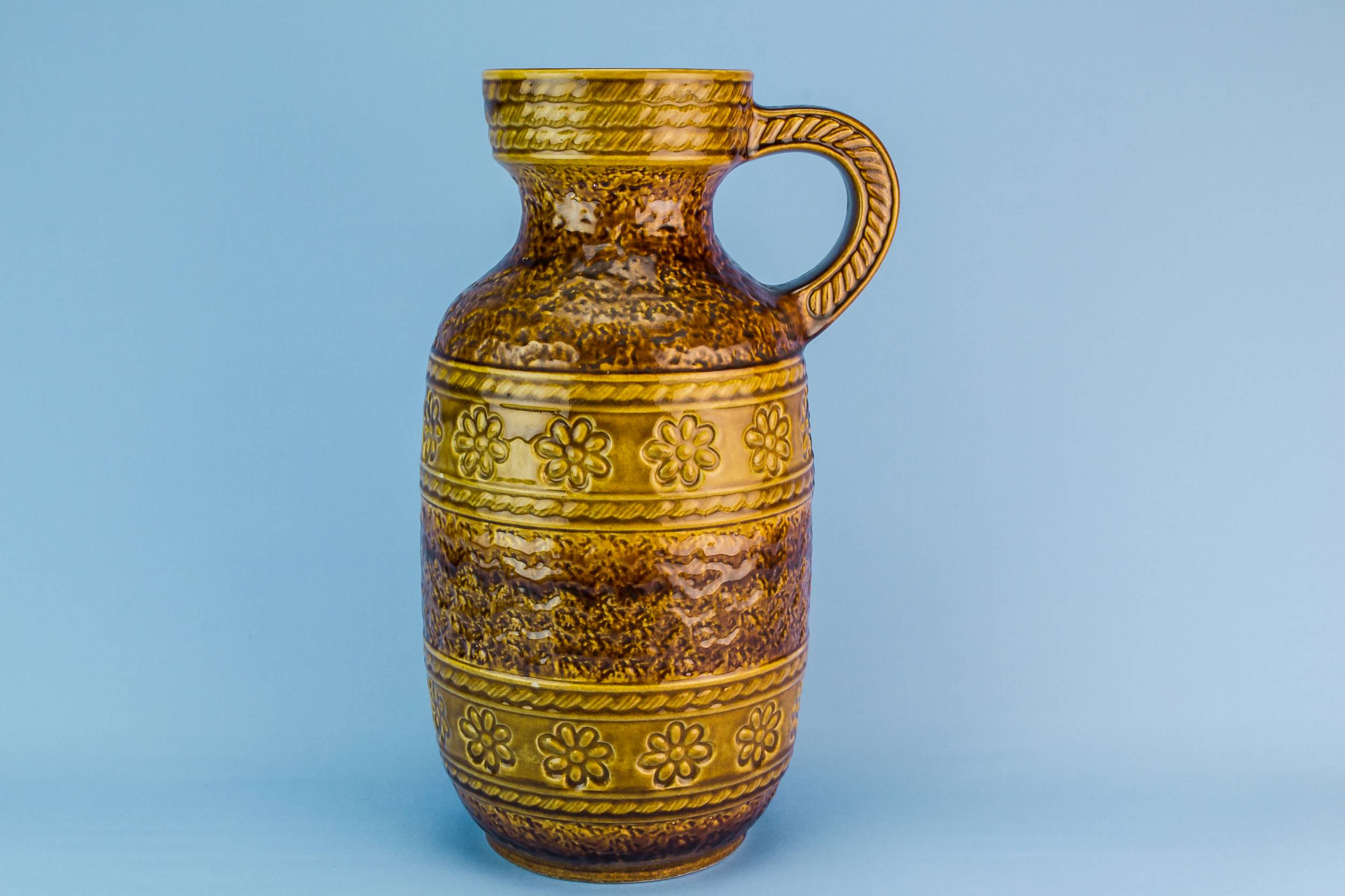 Vintage Pottery Floral — Massive pottery vase