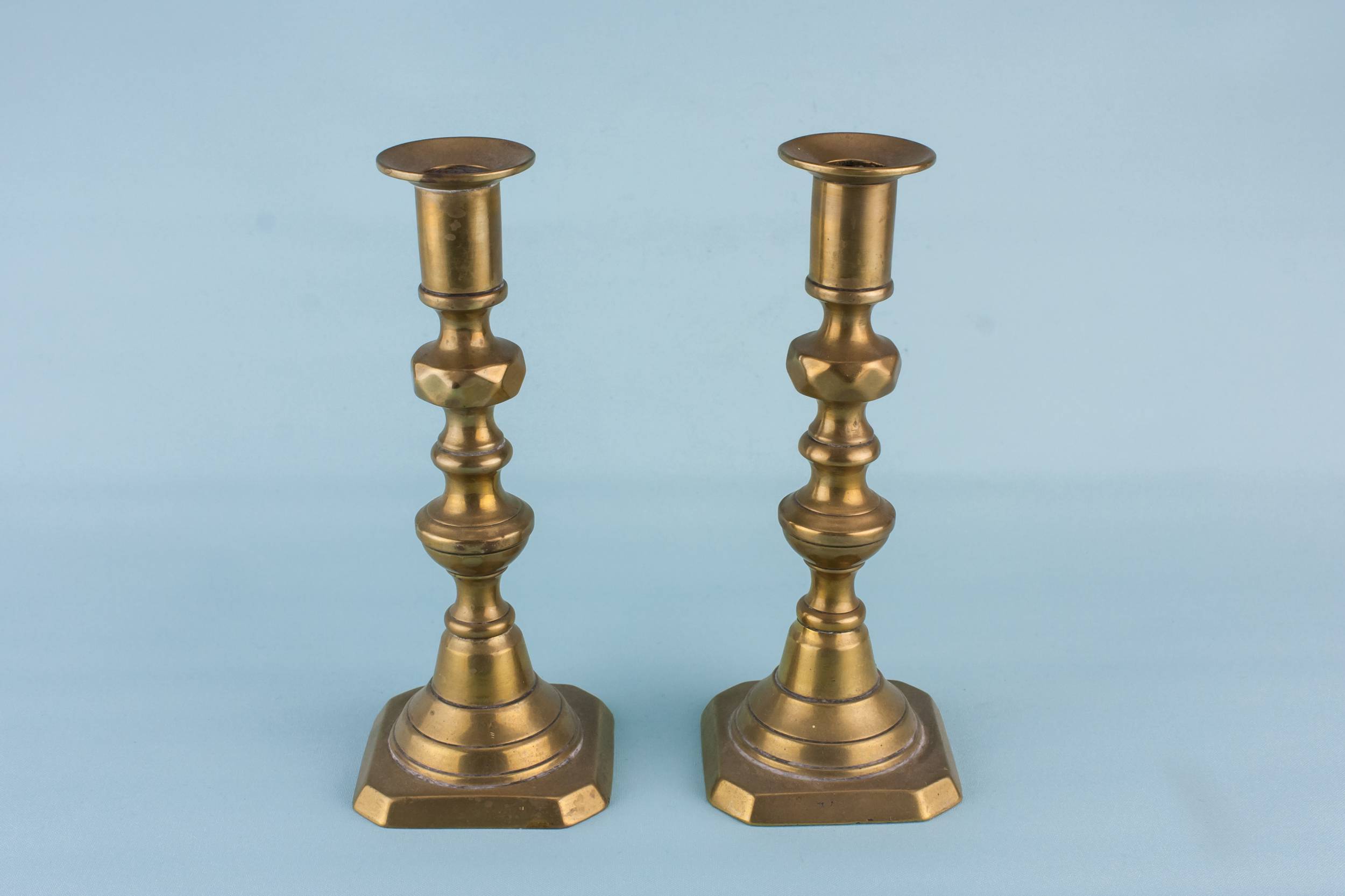 Antique Aesthetic Movement — 2 brass medium candlesticks