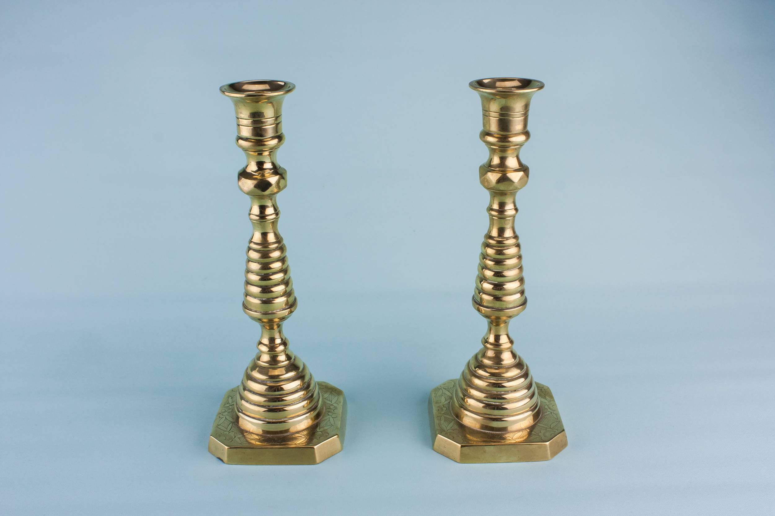 Brass Elegant Bobbin — 2 medium candlesticks