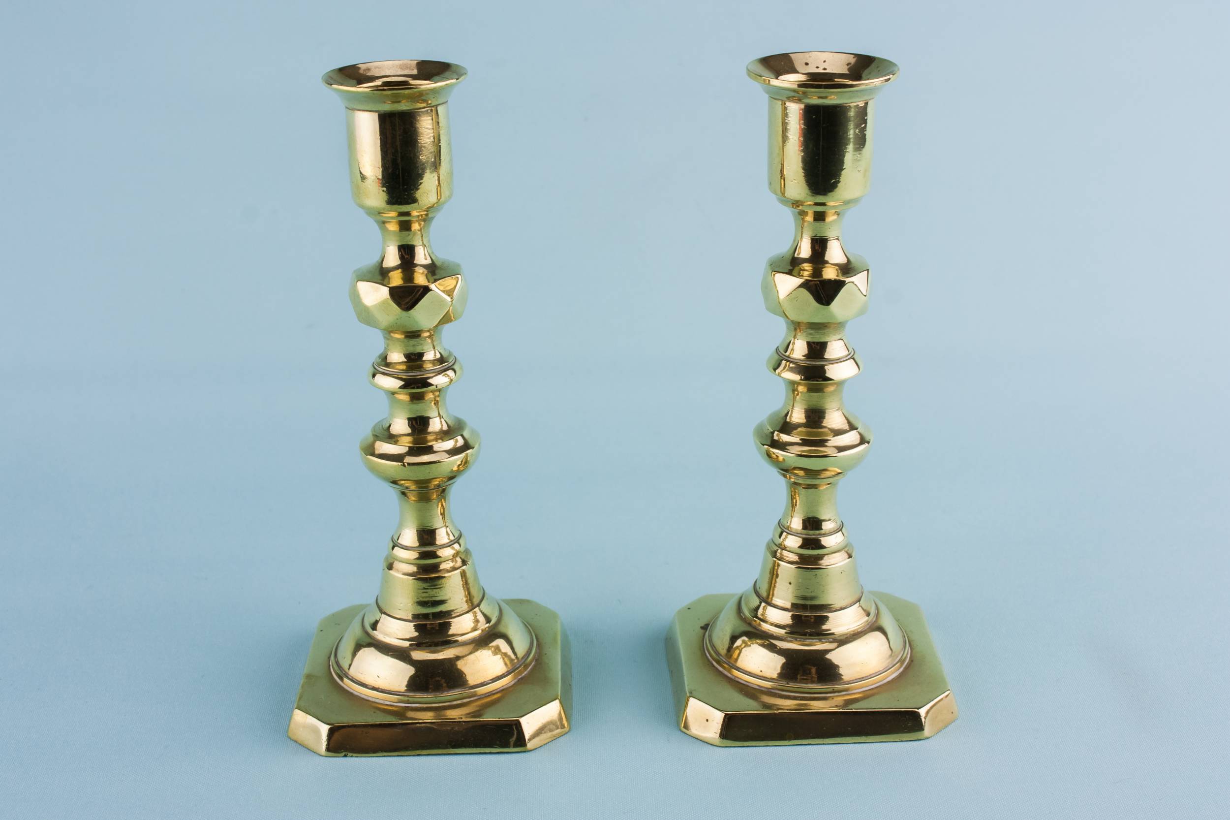 Aesthetic Movement Antique — 2 brass medium candlesticks