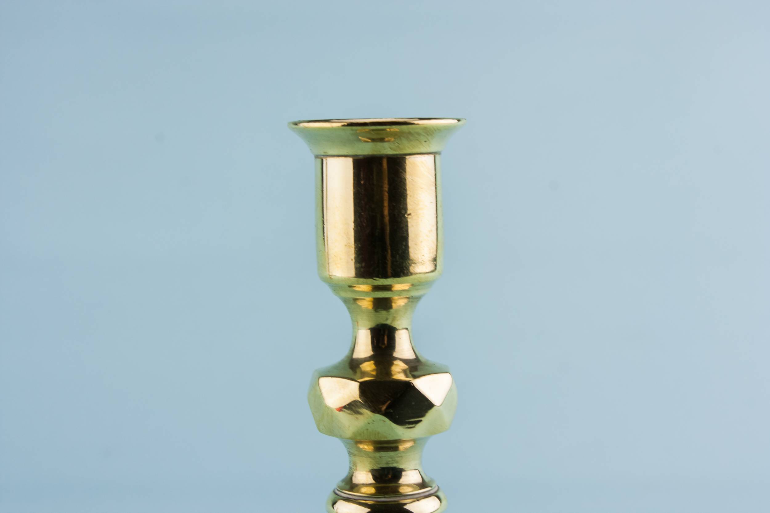 Aesthetic Movement Antique — 2 brass medium candlesticks 2