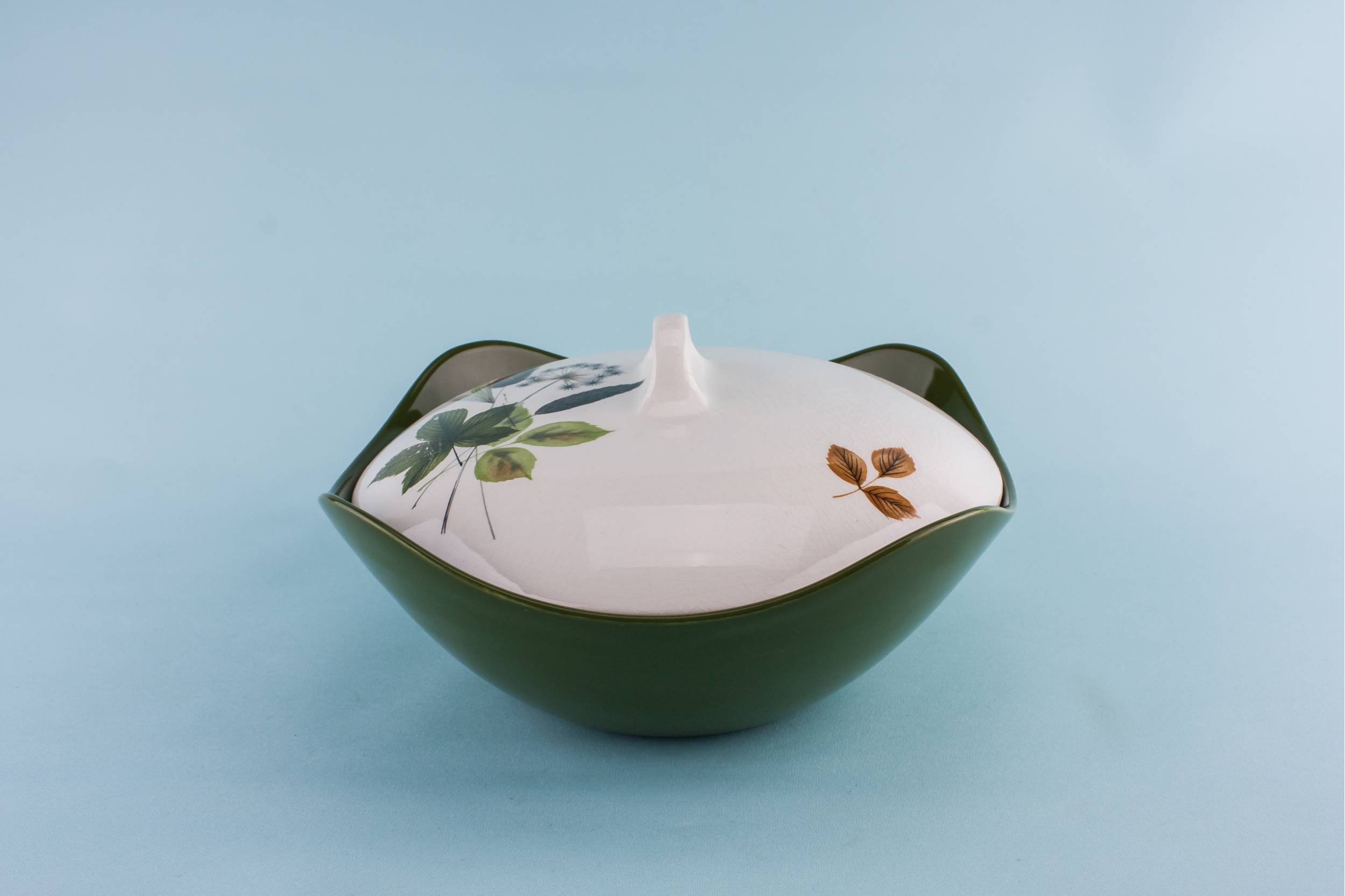 Vintage Slick Dish — Mid-Century Modern tureen