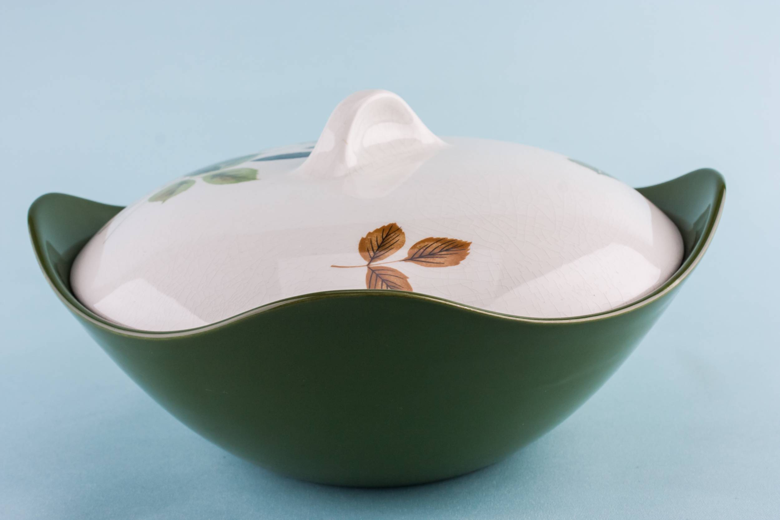 Vintage Slick Dish — Mid-Century Modern tureen 3