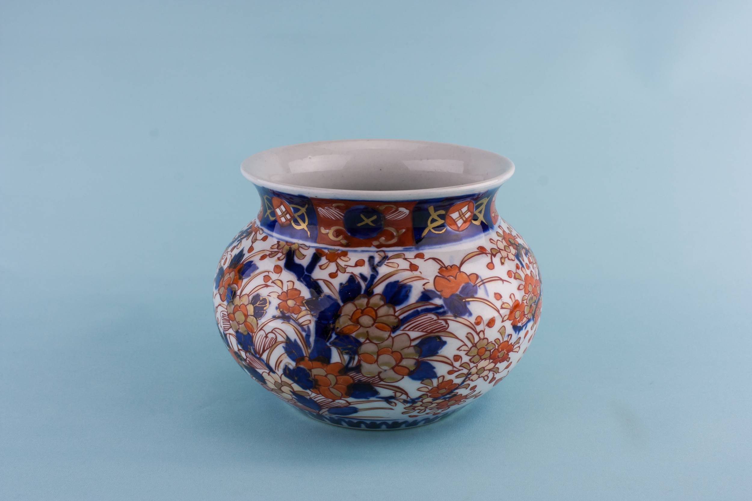 Antique Classical Floral — Porcelain Imari vase