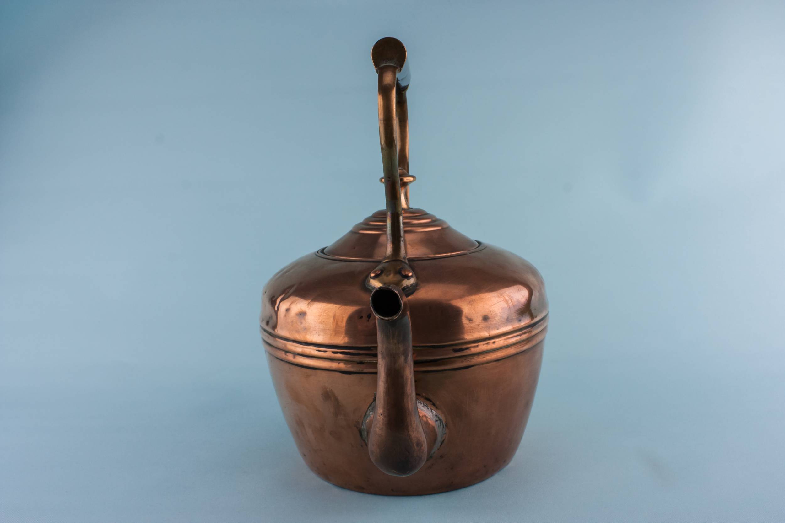 Antique Rustic Copper — Medium copper kettle 2